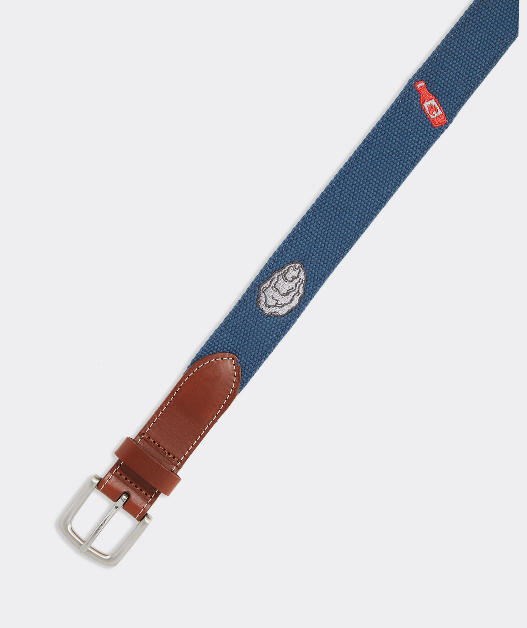 Oyster Embroidered Canvas Club Belt | vineyard vines