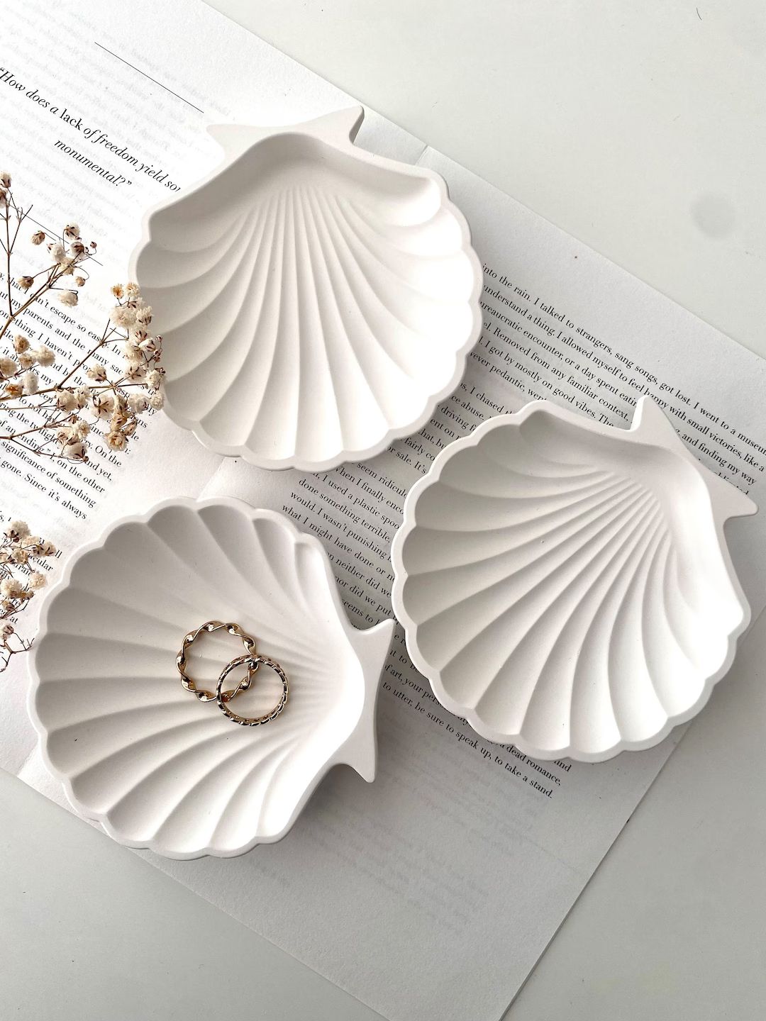Shell Trinket Dish, Decorative Tray, Jewellery Display, Sea Shell Home Decor, Jewellery Dish - Et... | Etsy (UK)