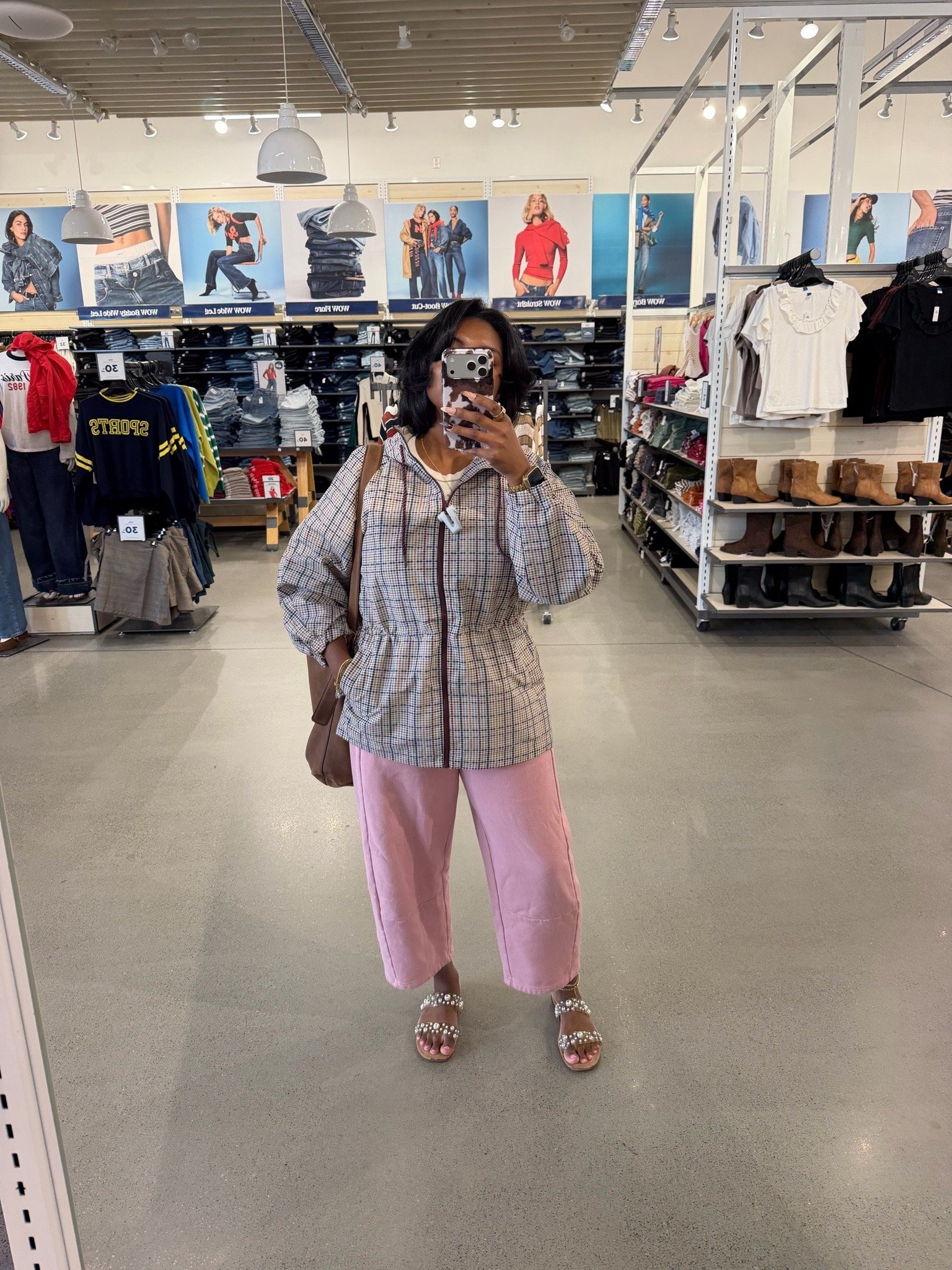 She’s on sale and I’d wear her everyday if I could lol old Navy finds

#LTKgrwm #LTKmomlife #LTKootd