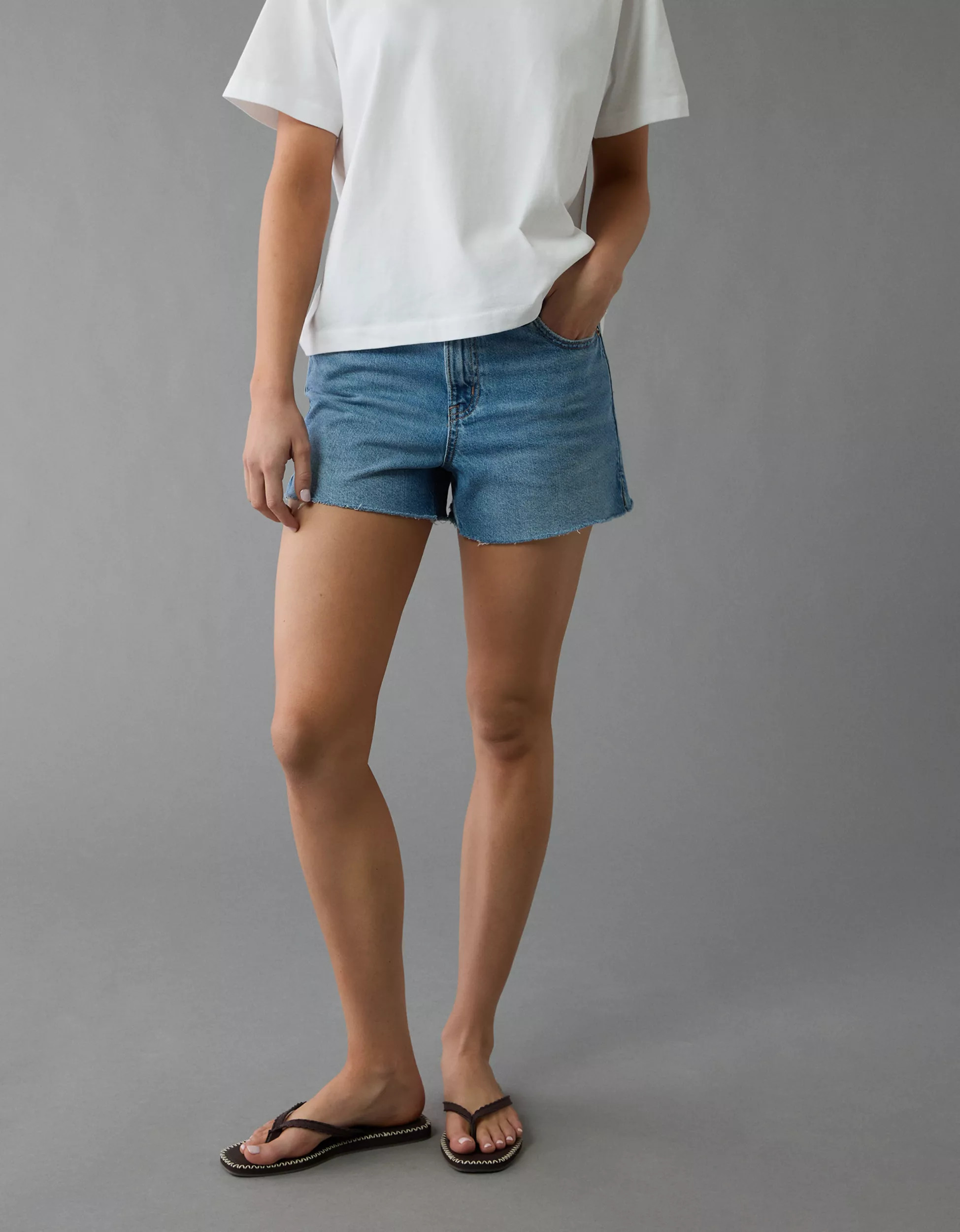 AE Strigid Super High-Waisted Relaxed Denim Short | American Eagle Outfitters (US & CA)