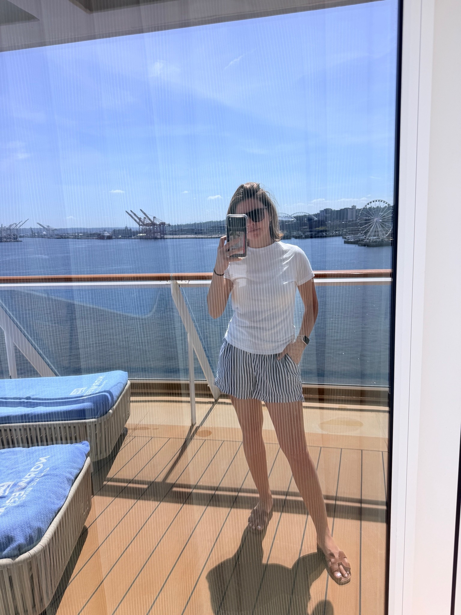 Casual vacay outfit

#LTKdayinmylife #LTKSeasonal #LTKTravel