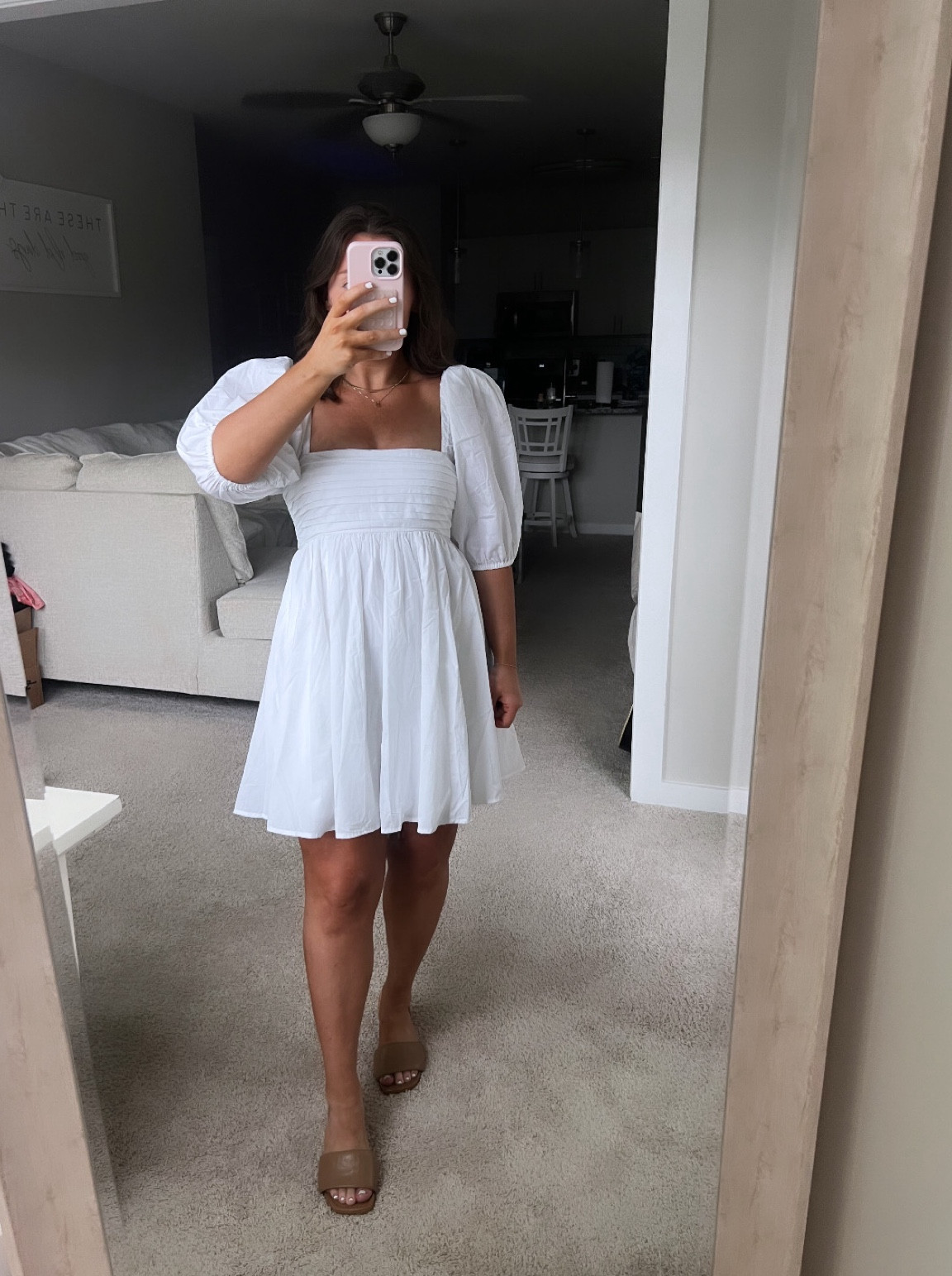 LTK FALL SALE 

Abercrombie Emerson Poplin Puff Sleeve Mini Dress 

wearing size XS petite 

#abercrombie #abercrombiedress #poplin #whitedress #wedding

#LTKFallSale #LTKSaleAlert #LTKWedding