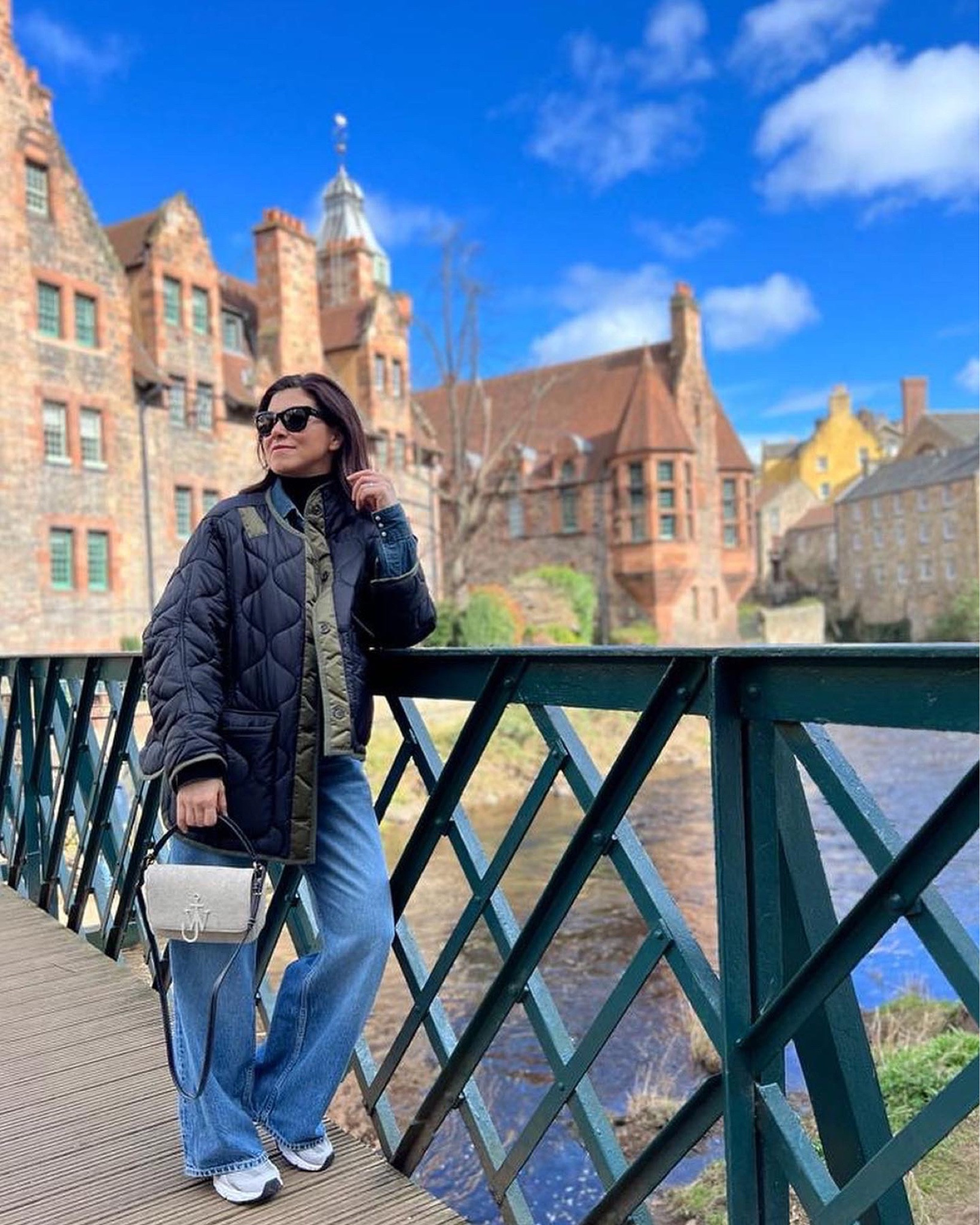 Wide leg jeans 

#LTKitbag #LTKSeasonal #LTKeurope