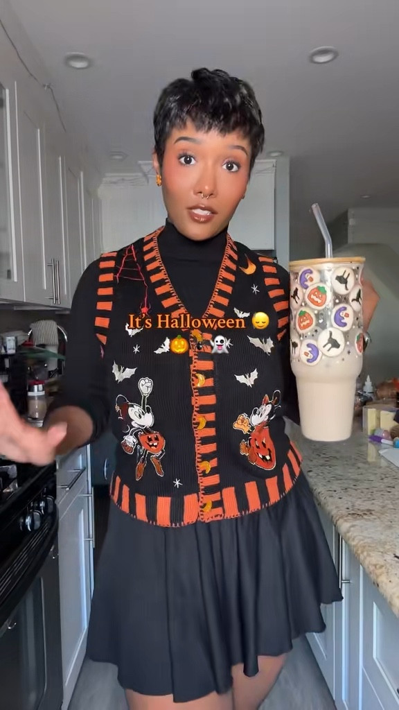 A lot of people were asking me about this Halloween vest so I wanted to put it on here to make it easier to find! 🎃

I’ve also linked the skort I have on! Unfortunately I can’t link the cup or the tights I have on, but those are on my TTS if you’d like them! 

I absolutely LOVE Disney AND Halloween, so this is the cutest lil vest to me 🥹 

I’m 5’6”, 165 lbs, and I’m wearing a Large! It’s pretty stretchy, but the large fit a lot nicer on me than the medium. 

#LTKStyleTip #LTKSeasonal #LTKFindsUnder50