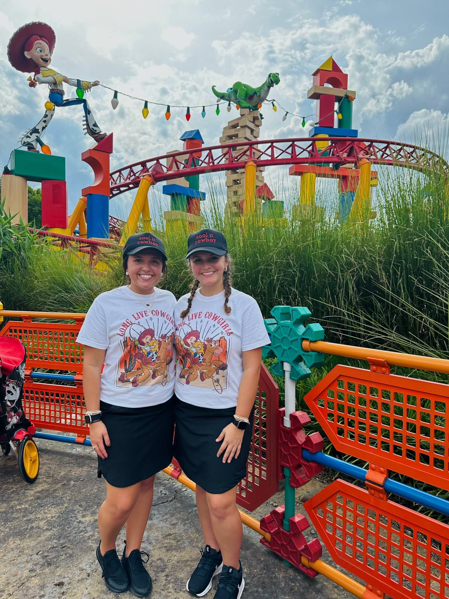 Hollywood Studios Outfit 🎸

Disney Outfit | Disney World Outfits 

#LTKfamily #LTKtravel #LTKstyletip