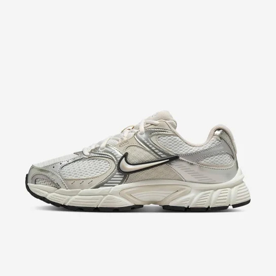 Tênis Nike V5 Run Feminino - Branco+Bege | Netshoes (BR)