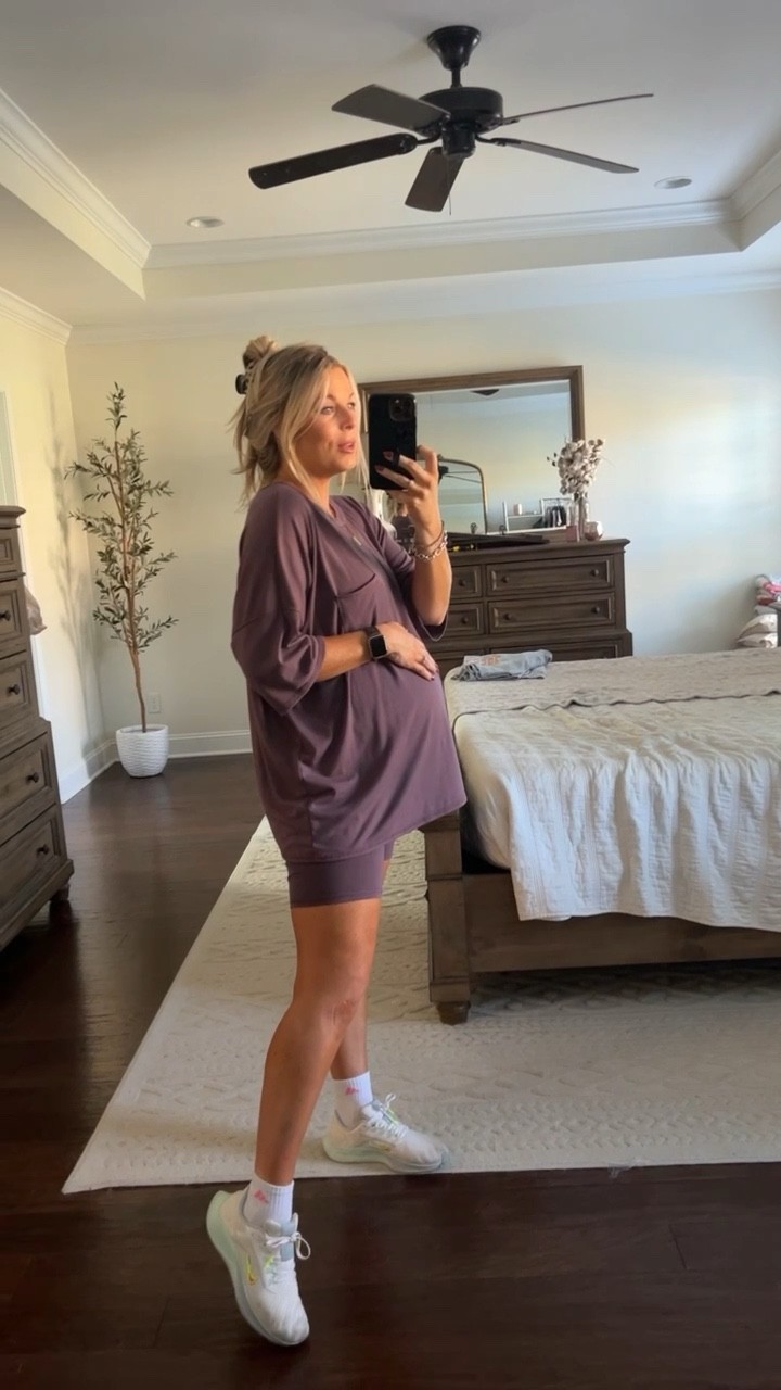 Shop today’s lounge set! Sized up to medium. 💜

Maternity friendly | maternity fashion | lounge set | bump friendly 

#LTKbump #LTKunder100 #LTKunder50