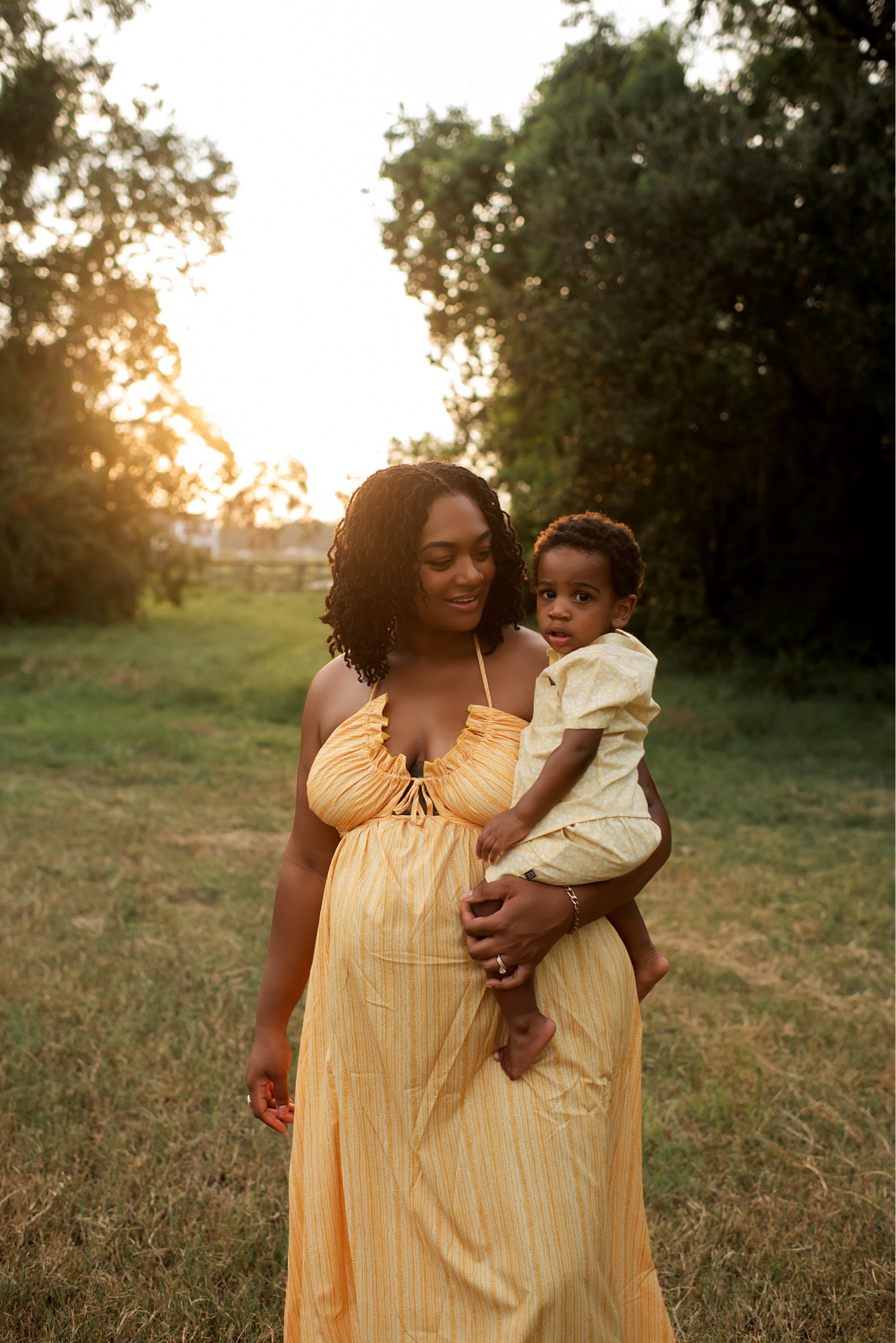 Warm Fall maternity photoshoot. Plus size maternity dress 

#LTKPlusSize #LTKBump #LTKMidsize