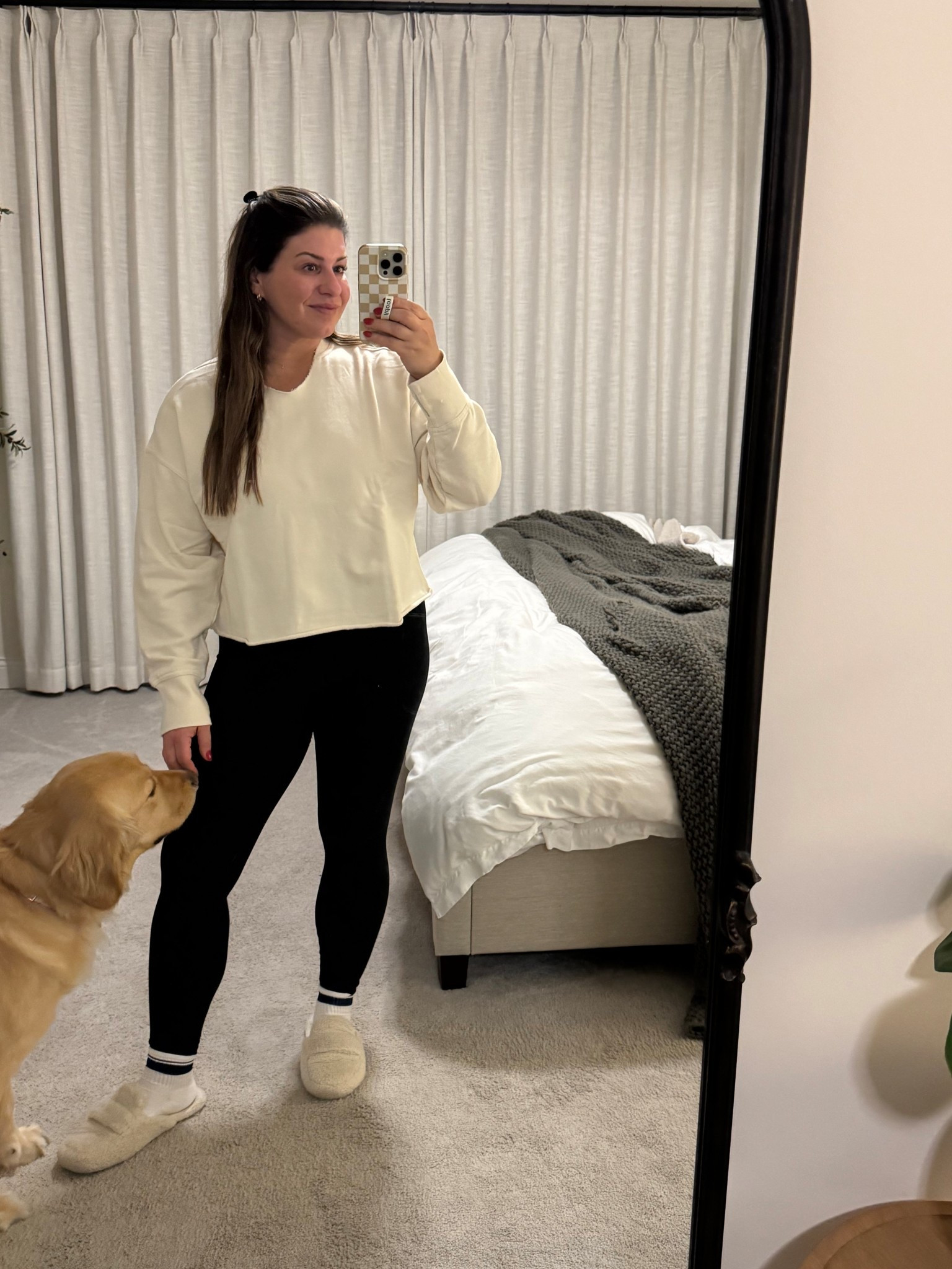 Cream cropped sweatshirt. Wearing a size M. On sale with code: SHOPMY20 for 20% off. Code is stackable with other offers thru 2/25.

#LTKootd #LTKSaleAlert #LTKMidsize