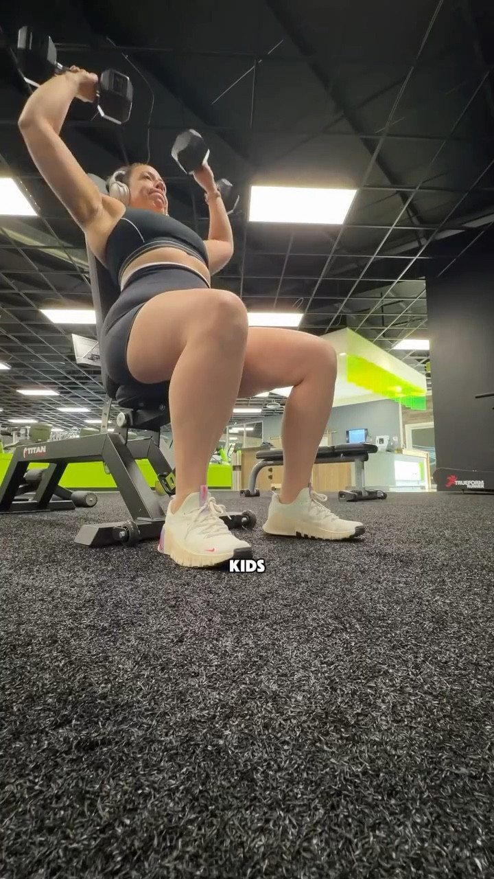 building REALISTIC habits is how I keep going 💪🏼 follow & comment SHOP for any of the details in this reel 🤏🏻

@oikos @humehealth @abercrombie @goultima @aerie @nike

#LTKfitnessgoals #LTKdayinmylife #LTKMidsize