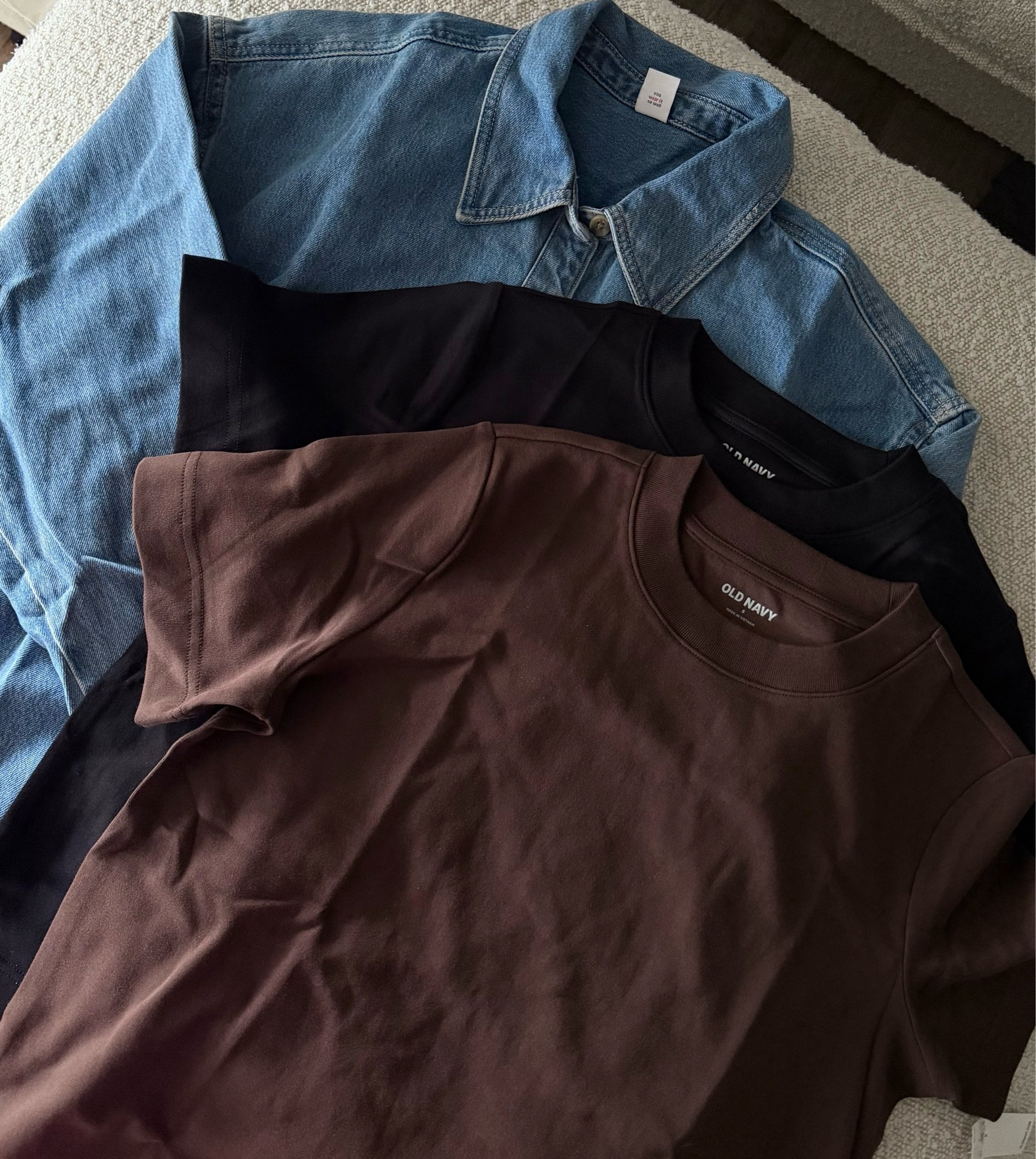 Aritizia looks for less! Pinterest inspired looks! Closet staples for fall! Denim shirt- affordable fashion- basic tee

#LTKSaleAlert #LTKootd