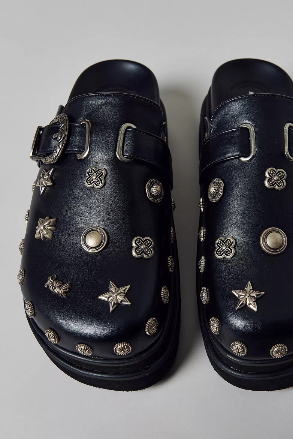 Azalea Wang Sunai Studded Platform Clogs | Urban Outfitters (US and RoW)