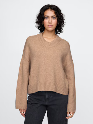 CashSoft Cropped High V-Neck Sweater | Gap (US)