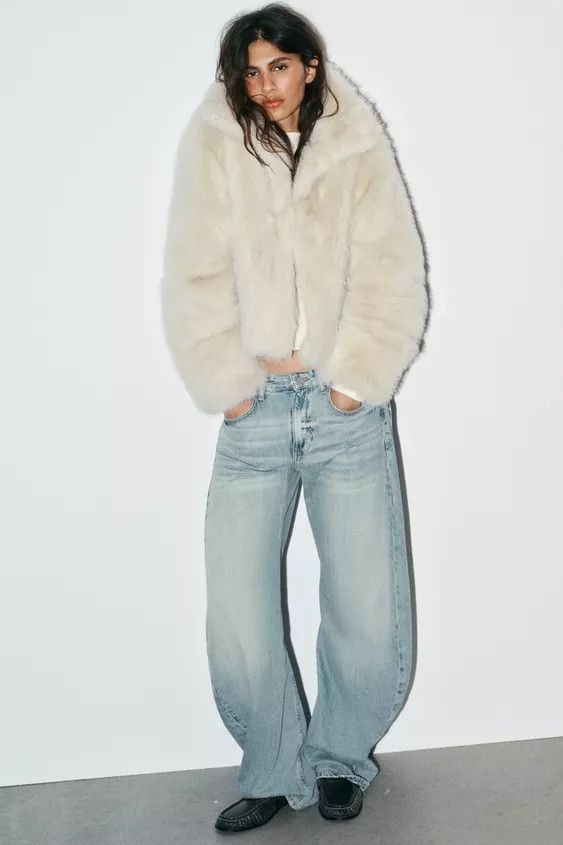 SHORT FAUX FUR COAT | Zara US
