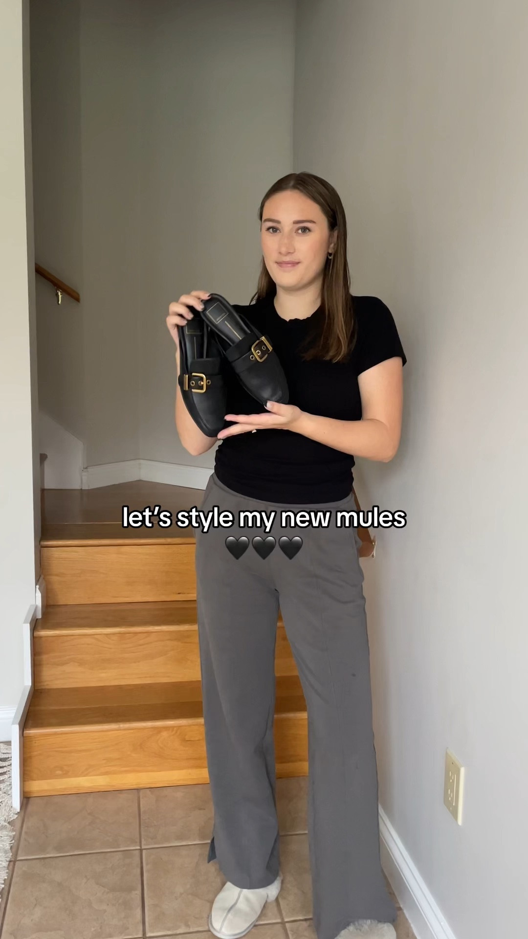 Styling my new dolce vita mules for fall 💙🖤 Love the royal blue, black, and gold combo! 

#LTKshoecrush #LTKSeasonal #LTKstyletip