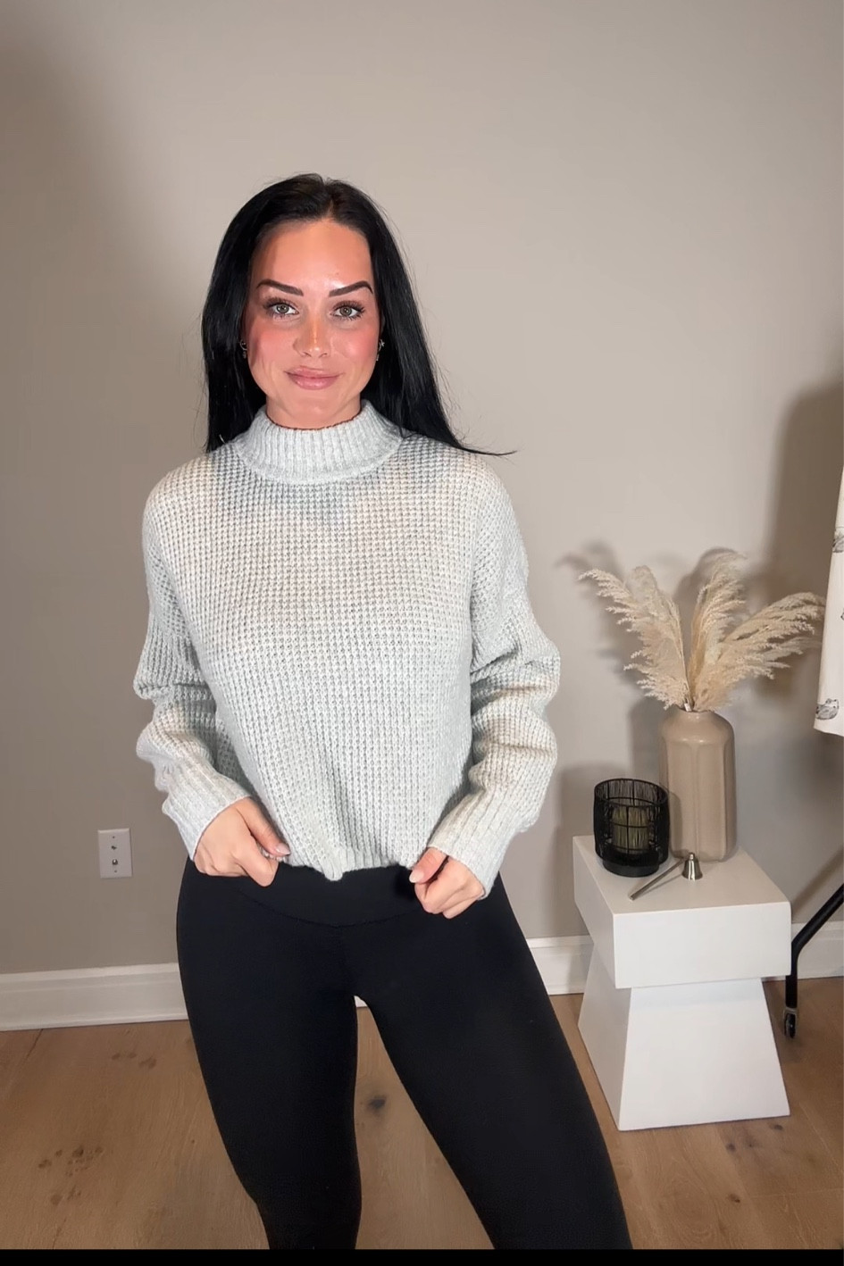 Wearing size small top 
Size 4 leggings 

#LTKHoliday #LTKstyletip #LTKmidsize