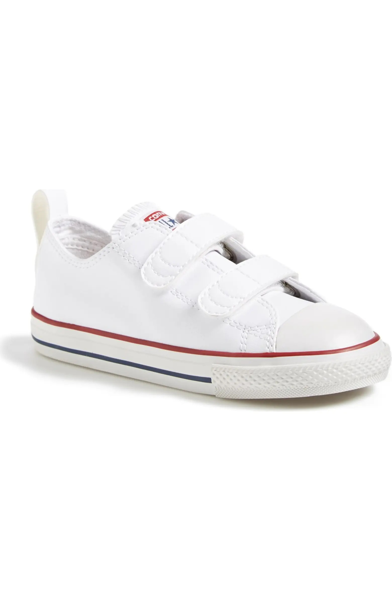 Chuck Taylor® All Star® 2V Sneaker | Nordstrom