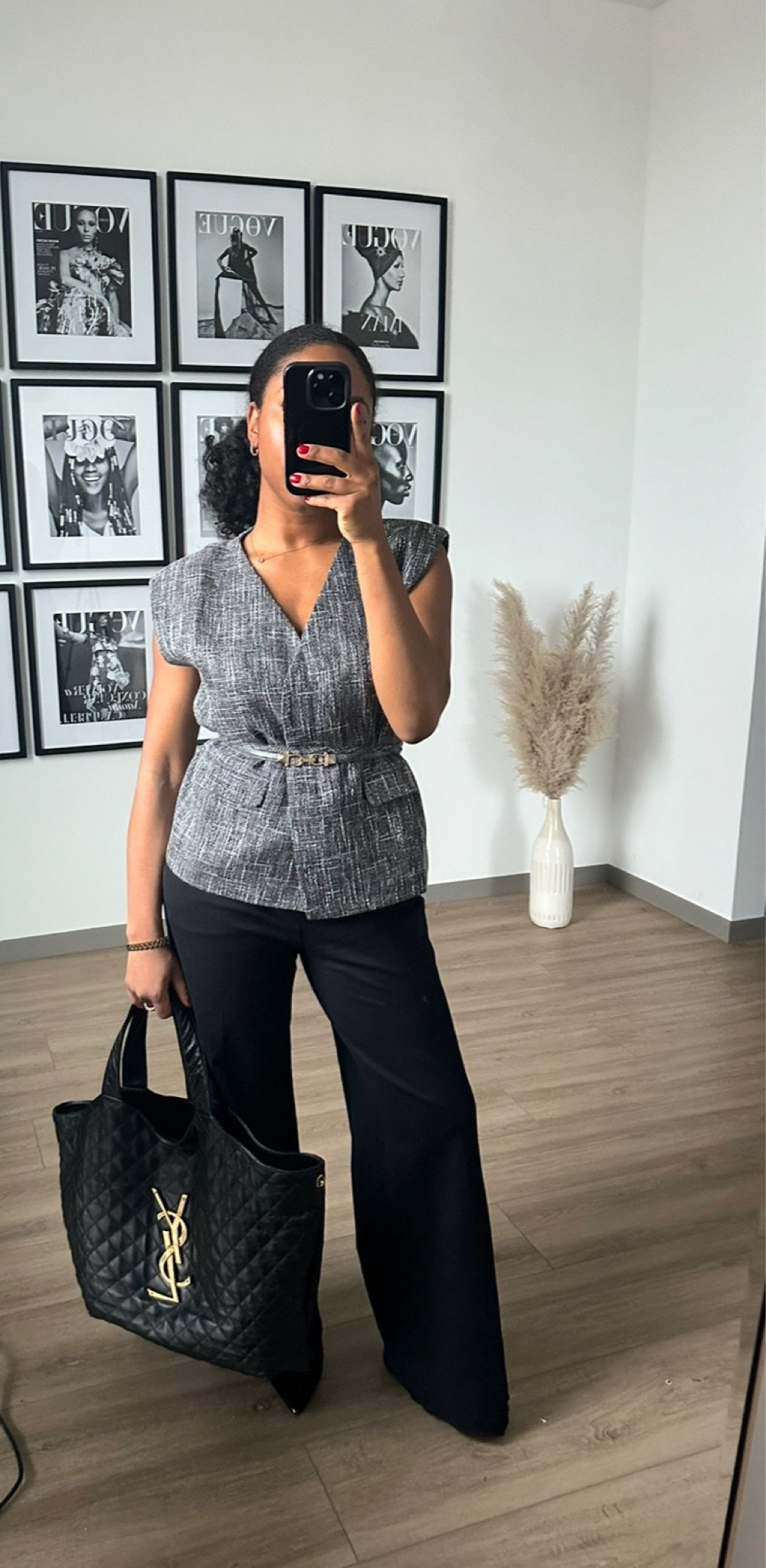 Great sleeveless top
Black spanx bottoms

#LTKWorkwear