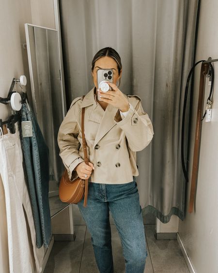 Loved this cropped trench coat!  So so cute!   Size down for sure.   I'm in a medium and needed a small.   It's definitely oversized.   
#hm 

#LTKstyletip #LTKworkwear #LTKsalealert