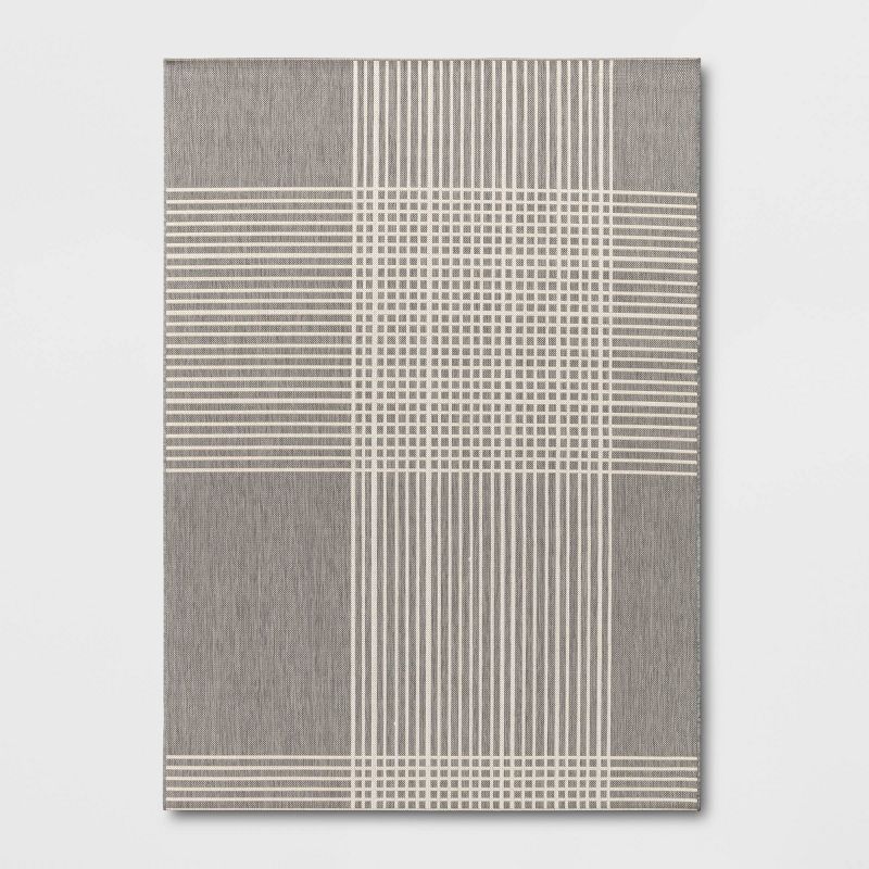 5&#39; x 7&#39; Plaid Outdoor Rug Gray - Project 62&#8482; | Target