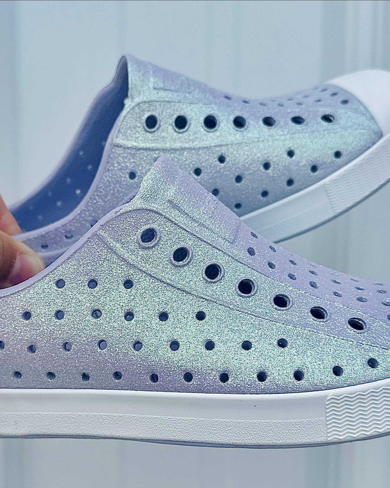 Look at that GLITTER, listen I will drop some mad money on my kids shoes. Three little fashionistas I want them to be cute AND comfortable! We love #Natives they are the “ALL OF THE ABOVE” type shoe that checks all the boxes for the kiddos! #AmazonAffiliate #Nativeshoes #kidsshoes #girlshoes #amazonfinds #amazon 

#LTKKids #LTKStyleTip #LTKShoeCrush