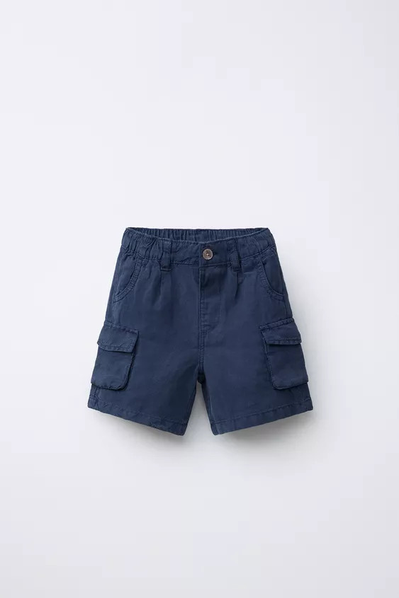 Shorts with 51% linen fabric. Elastic waistband and front button closure. Front pockets, back wel... | Zara US