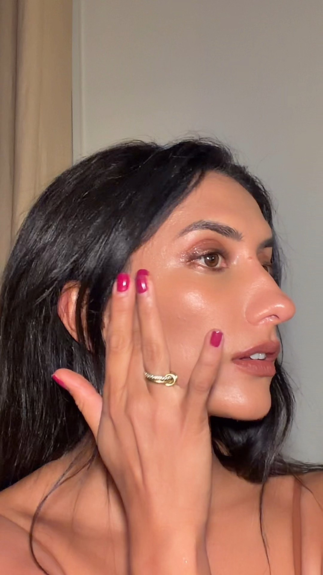 The magic of @farahomidi 
I used: Face compact in Imaan
Lip pencil in Riche
Prime Baume in Nude 2
Bronzer compact in Lumen