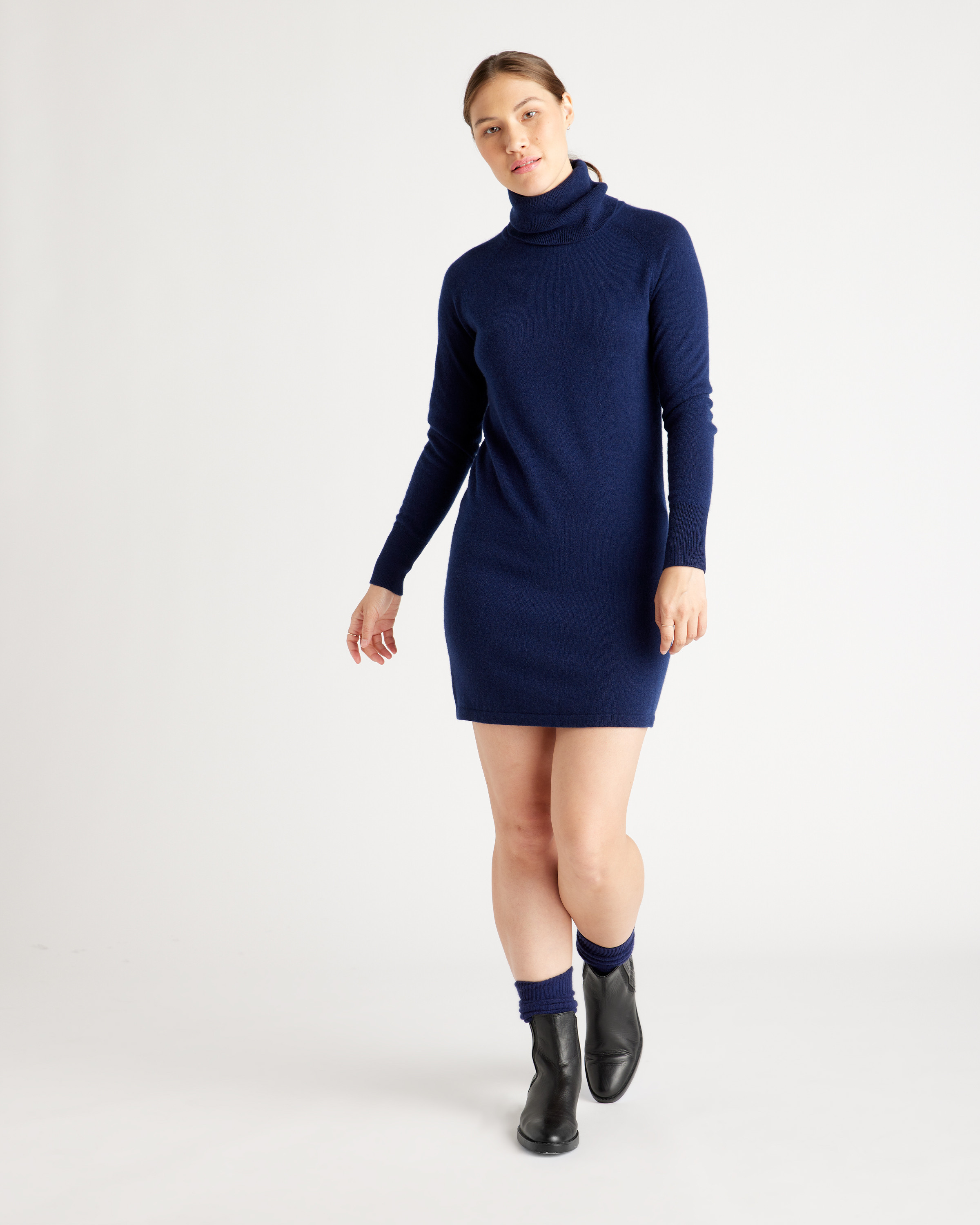 Quince | Women's Lightweight Mongolian Cashmere Turtleneck Sweater Dress in Navy, Size Small | Quince