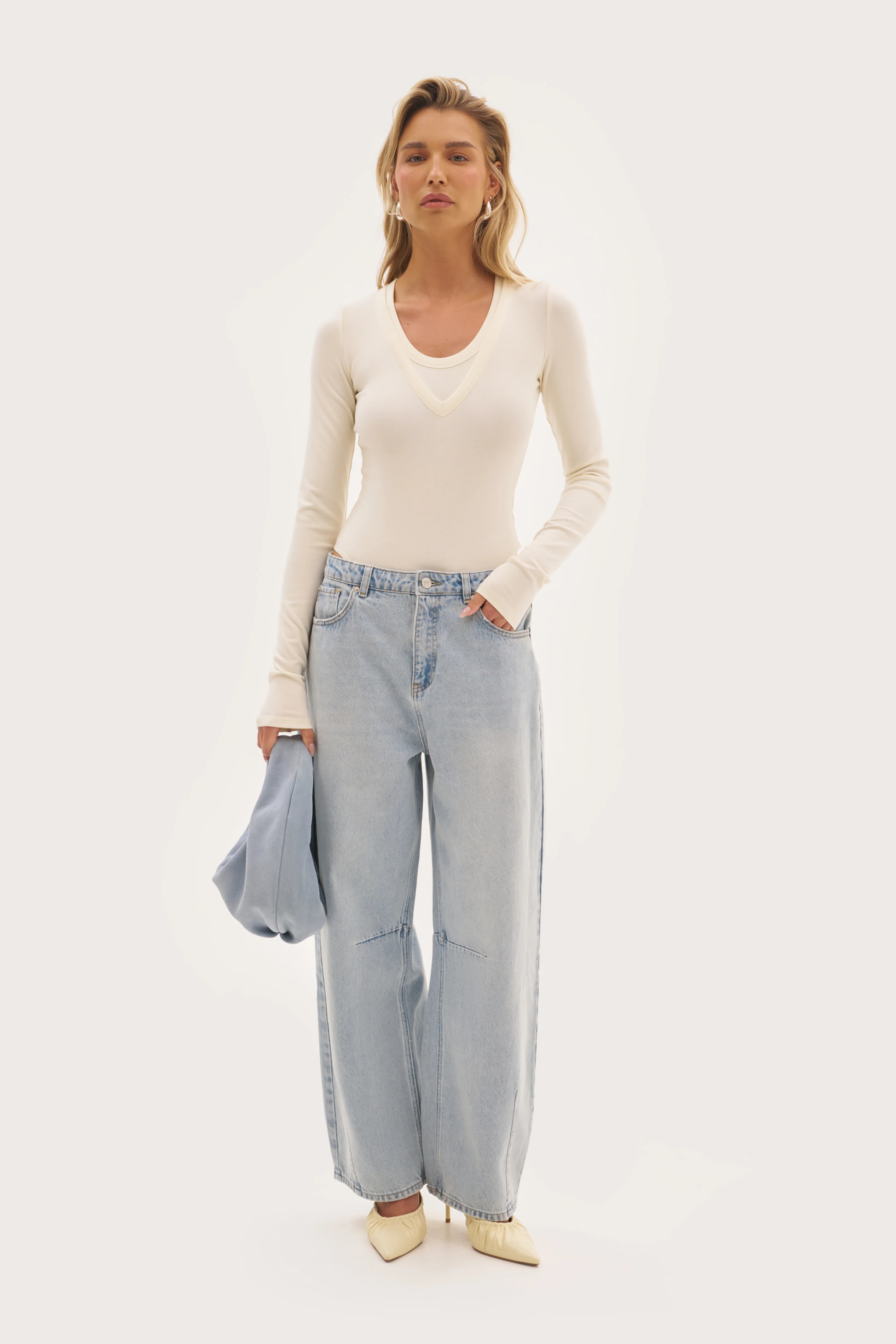 Balloon Fit Jeans - Light Blue | Maebe