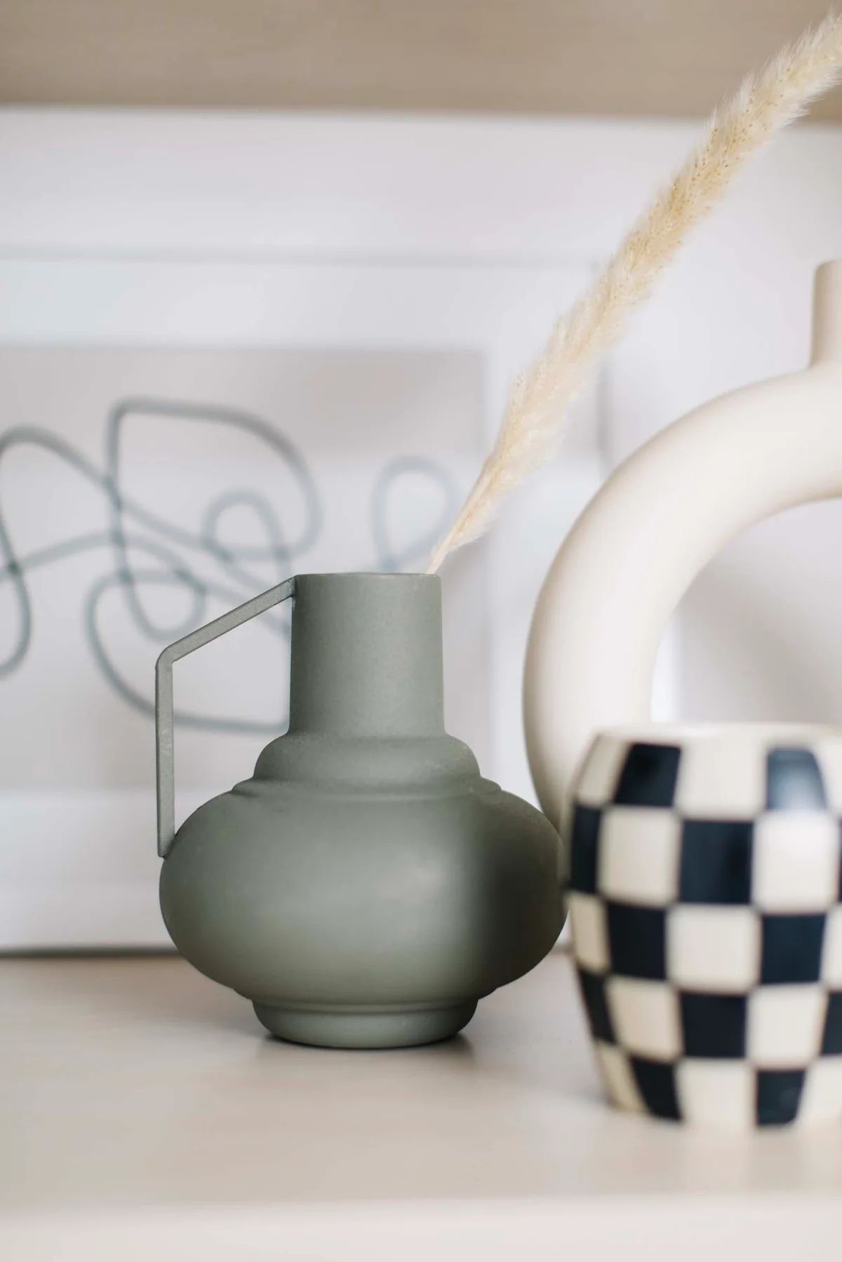 Saybrook Textured Metal Vase | THELIFESTYLEDCO