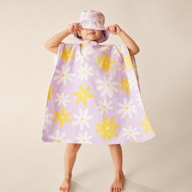PONCHO TOWEL, DAISIES | Indigo (CA)