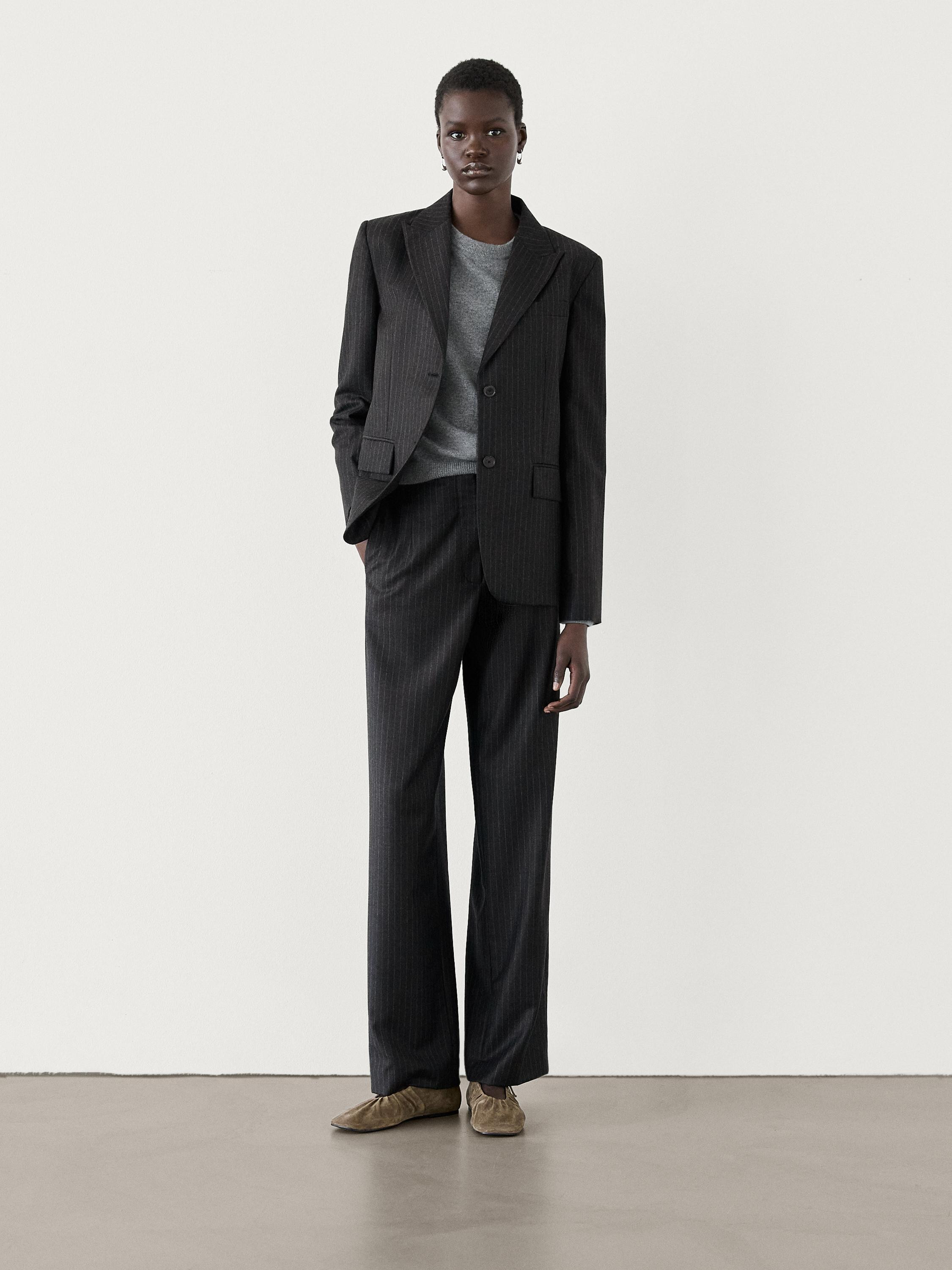 Blazer aus 100% Wolle mit Nadelstreifen, Anzug | Massimo Dutti DE