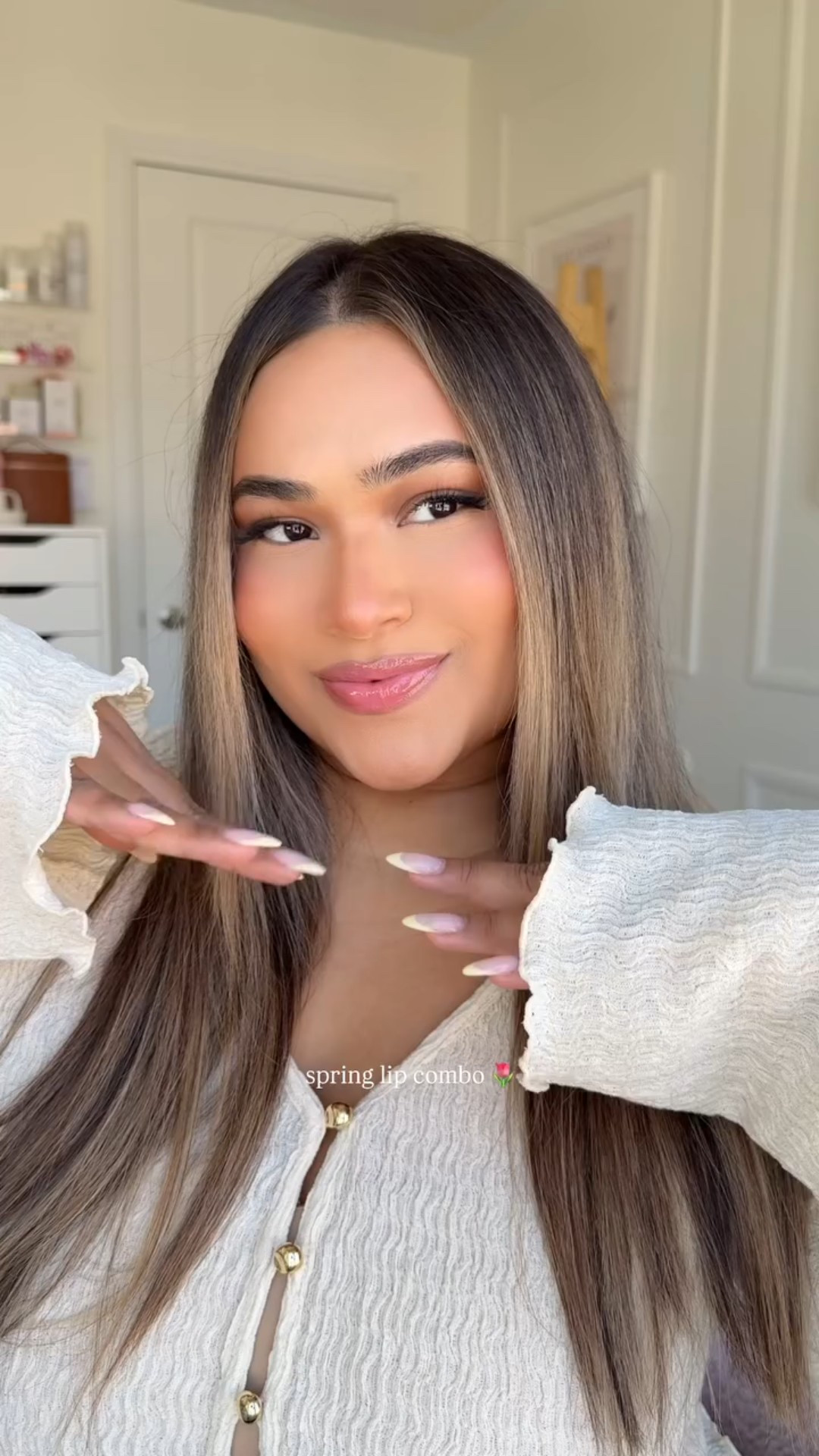 This combo all spring 🎀🌸💗

Comment LIP COMBO and ill send you the details 💌

I’ve gotten into the habit of wearing the same neutral combo for ages, so I’ve been loving switching it up 💗

#lipcombo #lippie #springmakeup