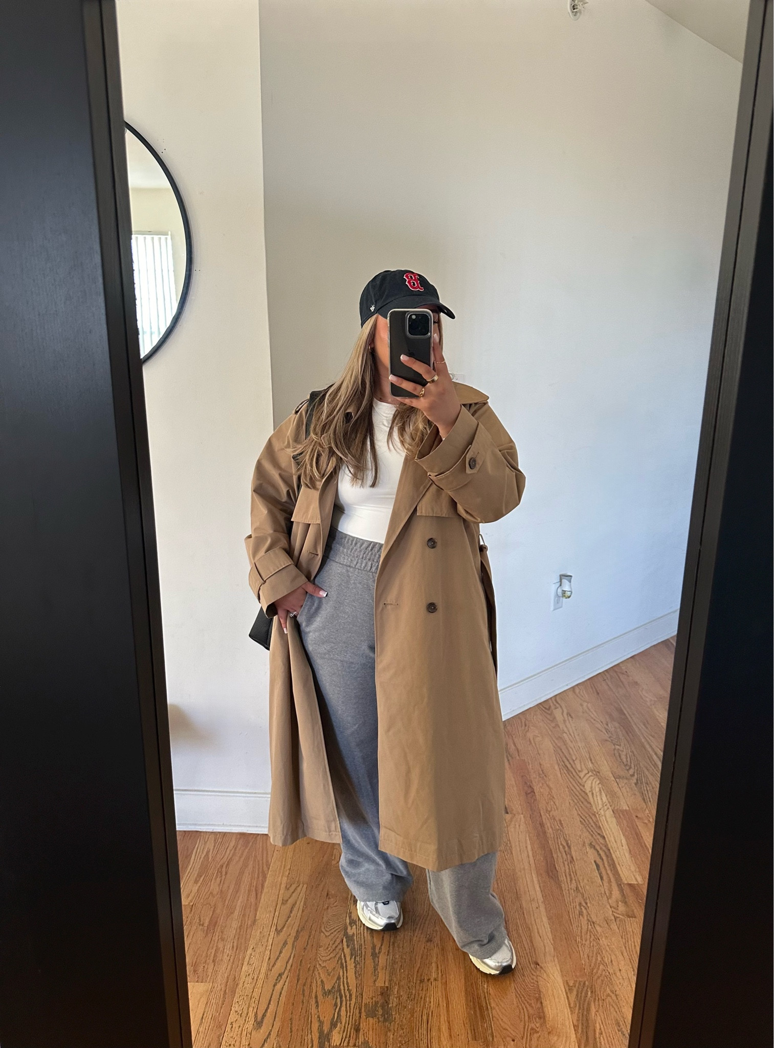 Casual Spring Outfit 🧥👟🧢

Sweats size M
Trench size M 

#LTKSeasonal #LTKstyletip #LTKSpringSale