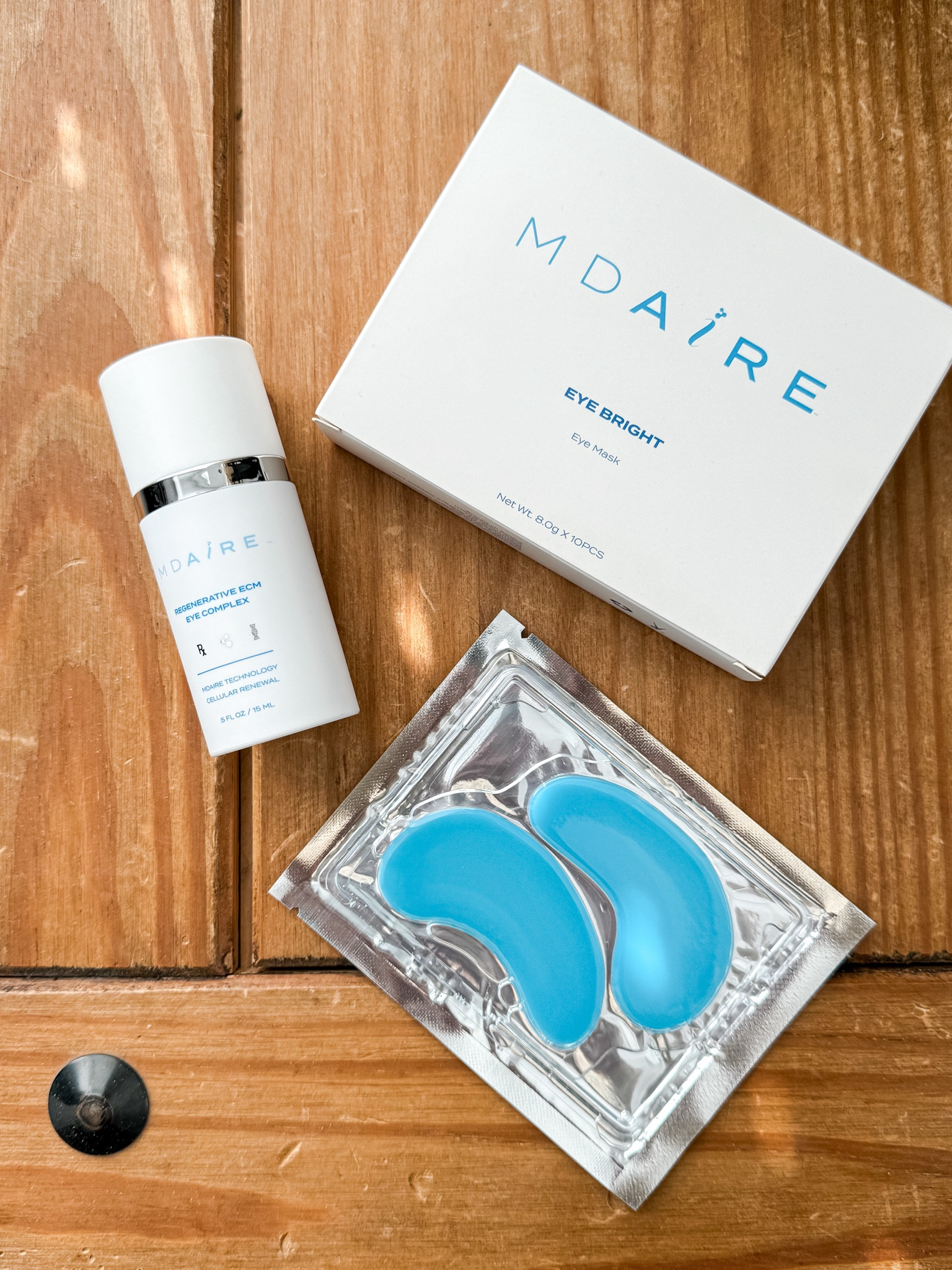 New eye cream stand Eye Bright Masks. This duo works amazing. Ingredients include Retinol, Niacinamide and Hyaluronic Acid giving your under eyes a boost of hydration. 

#beauty #nmfhydrator #rxrretinol #vitamincfk #ecmeyecomplex #skincare #beautymusthaves

#LTKbeauty #LTKover40