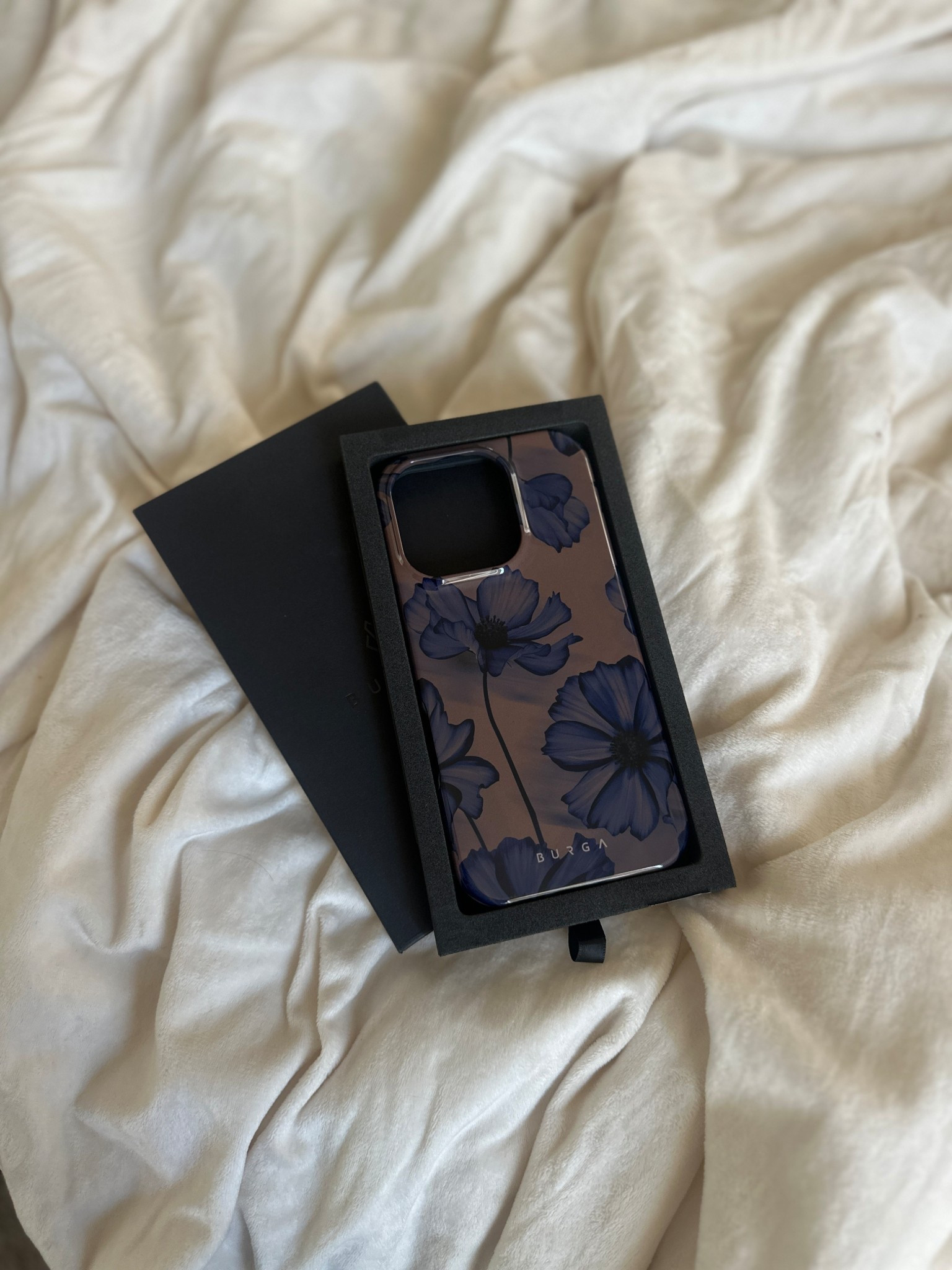 New iPhone 16 pro phone case from Amazon 



Phone accessories phone case cases ootd mom style styles summer fall fashion accessories Amazon find finds 

#LTKTravel #LTKWorkwear #LTKHome