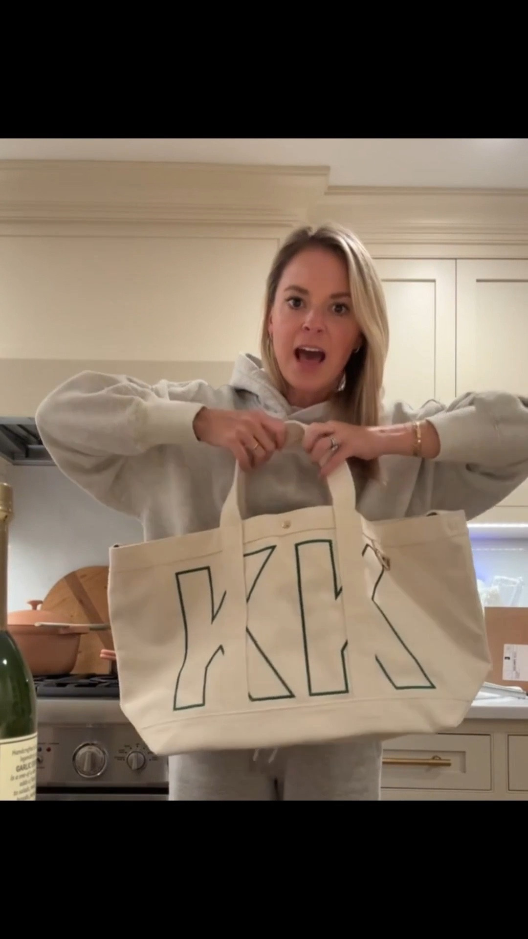 My custom tote is 20% off! This is the large size 

Outfit details: small tee & hoodie, XS joggers, but wish I did smalls 