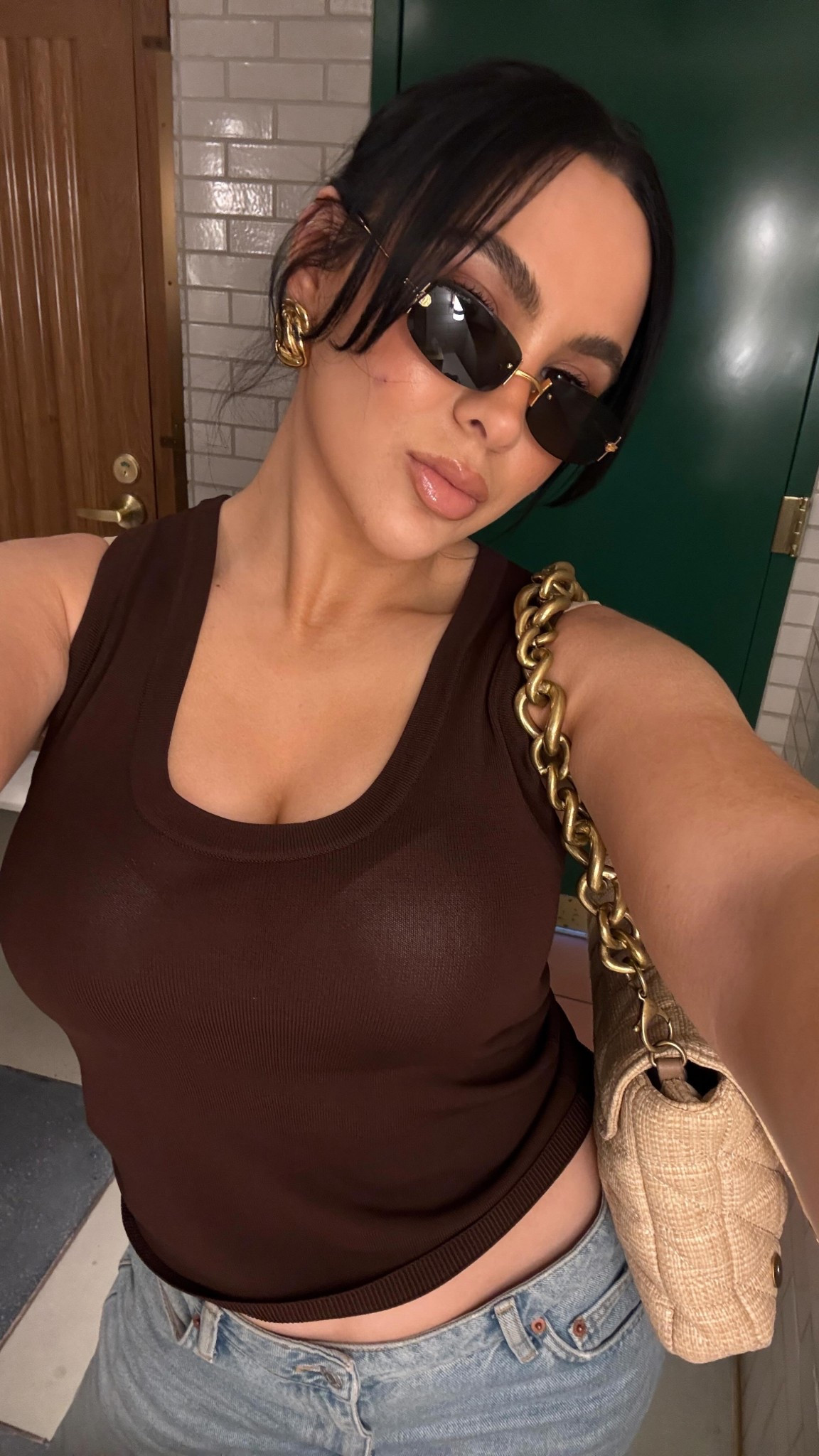 Beige lip combo 🌞🤍 @maccosmetics oak lip liner + @diorbeauty 013 beige gloss ✨

#makeupartist #makeup #makeupoftheday #lipcombo