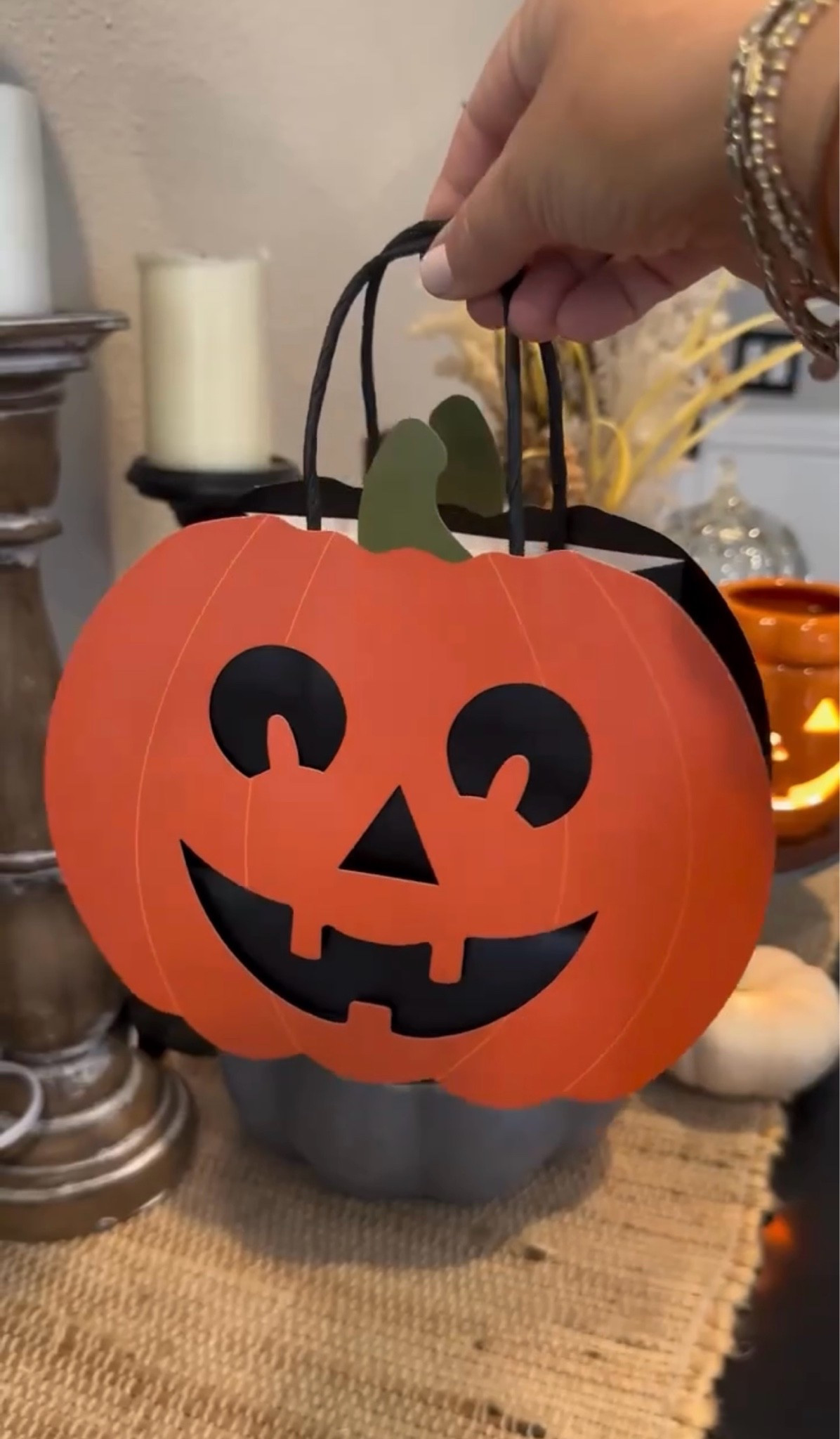 Loving these vintage inspired Halloween gift bags! They are perfect for Halloween gifting🖤🎃🖤🎃

#LTKHome #LTKstorytime #LTKSeasonal
