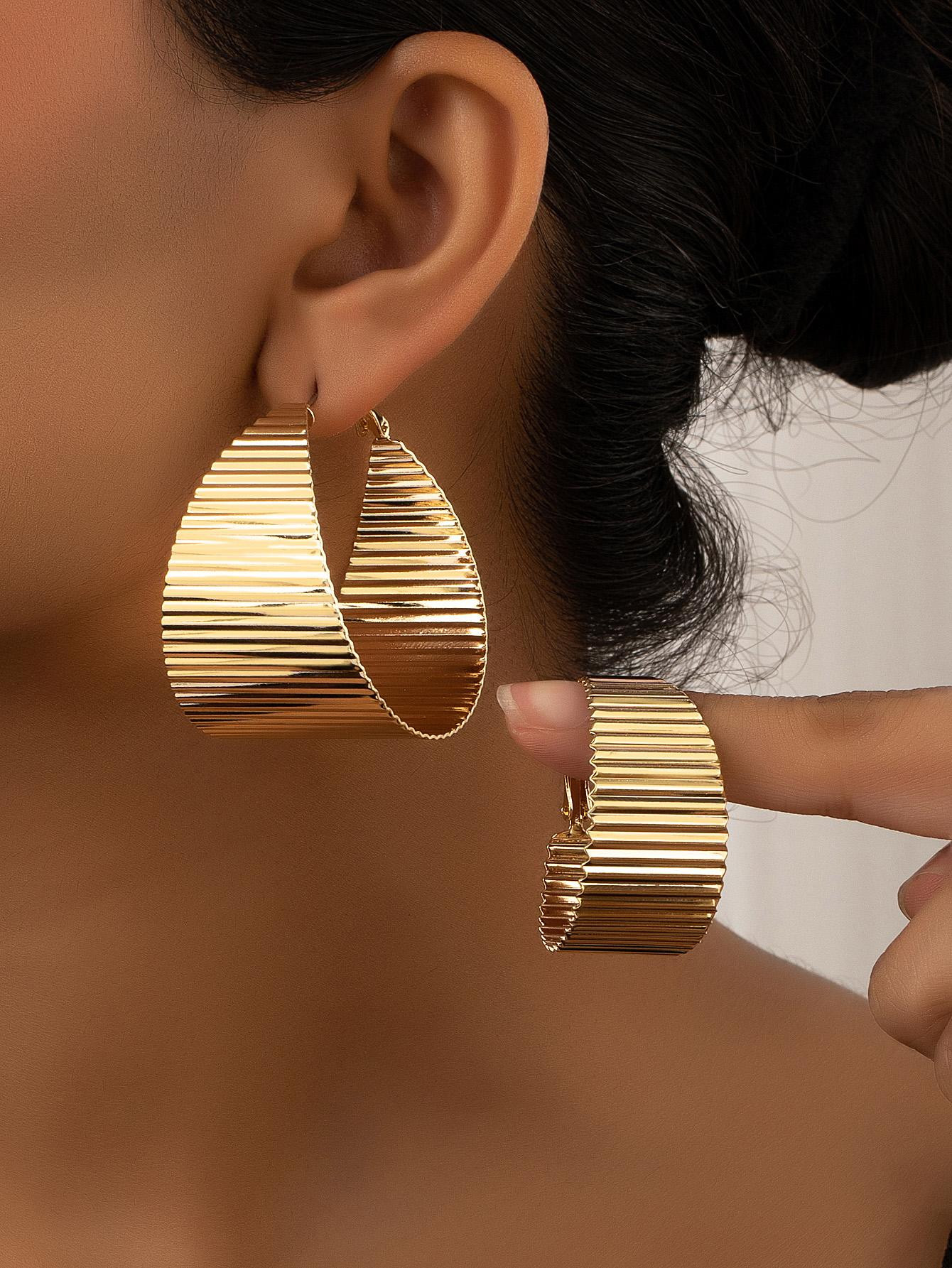 2pairs/set Fashion Textured Hoop Earrings For Women For Daily Decoration | SHEIN