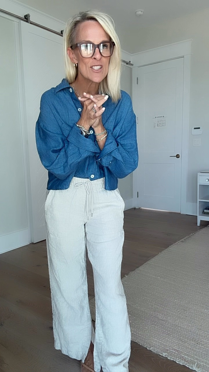 Linen top and bottom 
The top is currently 29% of!! 
Pants are 30% off!! 

The linen pants have been a best seller for a while and for good reason! 

They come in 3 length options and several colors 
Drawstring waist, great quality 
Super flattering 

Pants - wearing small, regular length 
Top - small

#LTKOver40 #LTKgrwm #LTKTravel