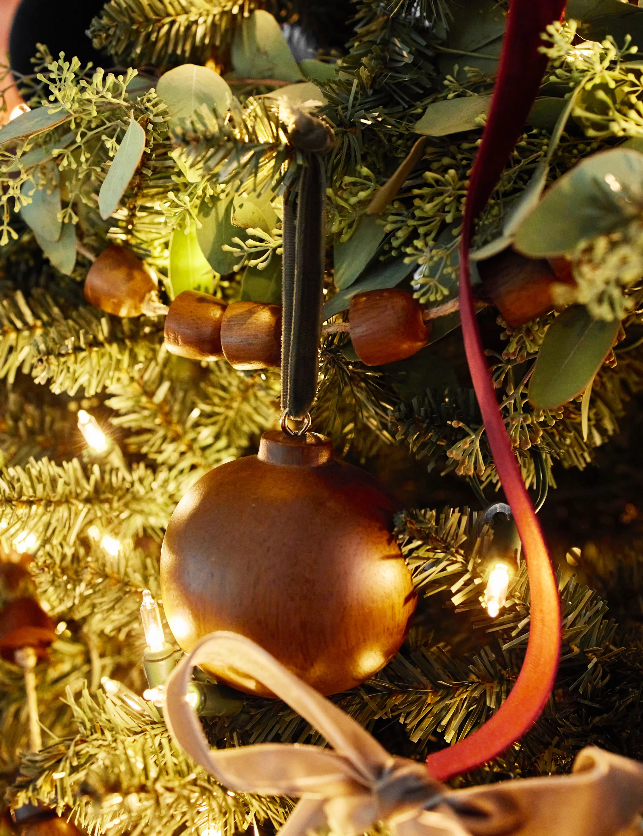 Helena Wood Ornaments (Set of 3) | Lulu and Georgia 