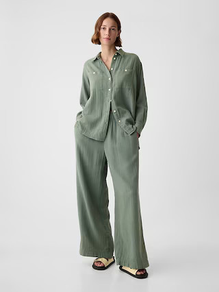 Mid Rise Crinkle Gauze Wide-Leg Pants | Gap (US)