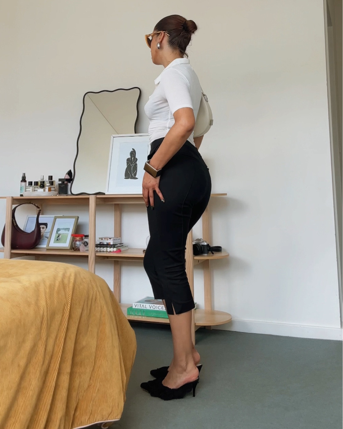 CAPRI PANTS? Is this fashion trend a yes or no for you? #capripants #fashiontrends #showpo

#LTKstyletip