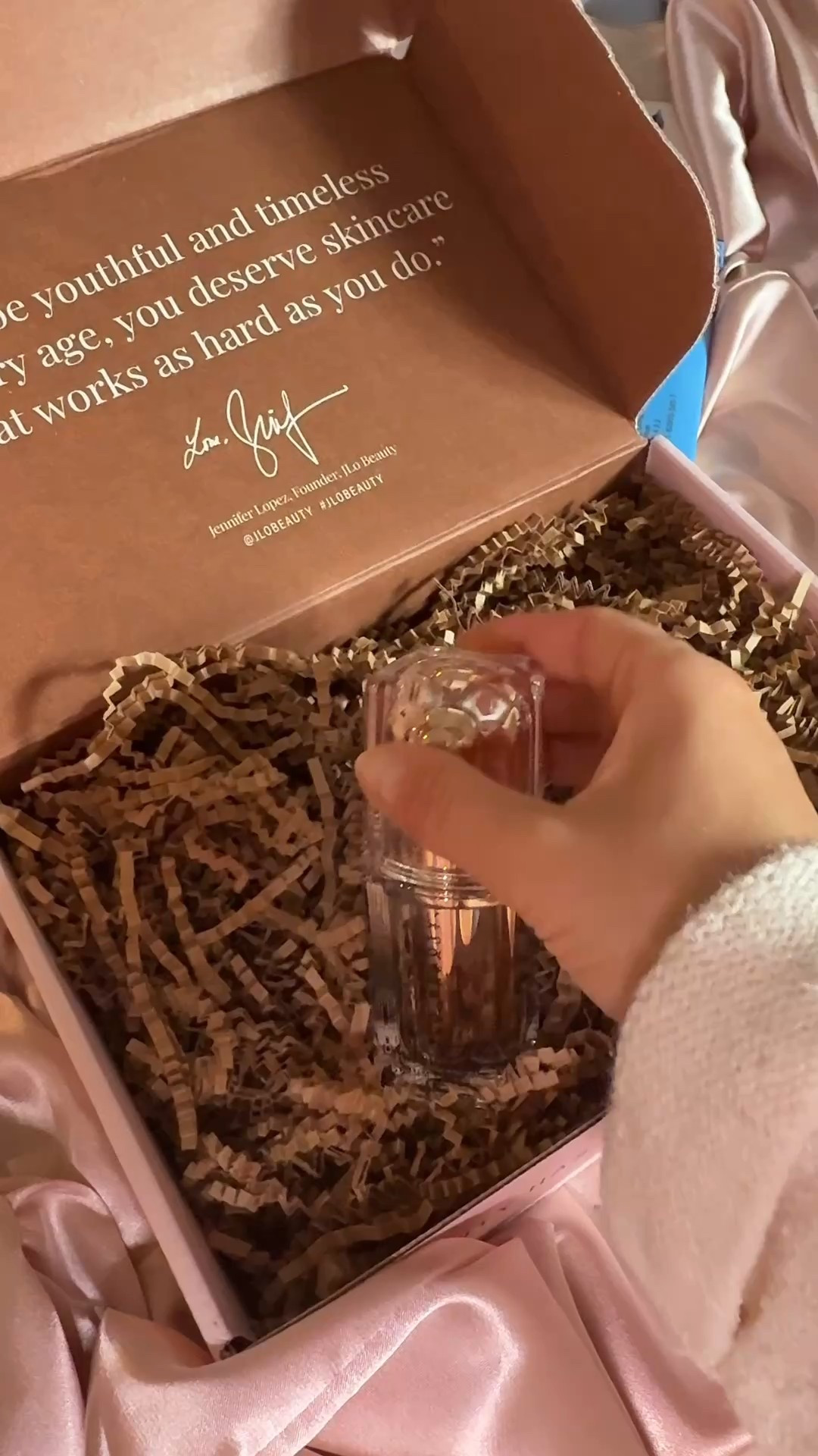 It's impossible not to mention the luxurious packaging on the magnet; the texture is very pleasant. Gentle, moisturizes the skin well. I love everything JLo Beauty does. 

#LTKBeauty #LTKStyleTip #LTKSeasonal