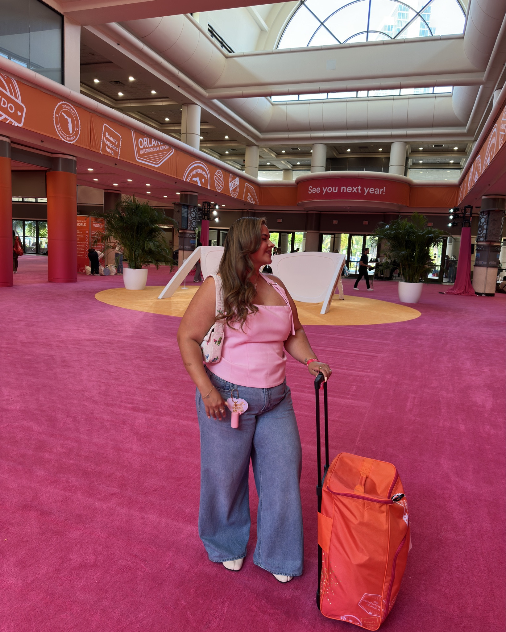Ulta beauty world 🌎🧡 wearing size 14 in the top and 33 in the pants!!

#LTKootd #LTKPetite #LTKMidsize