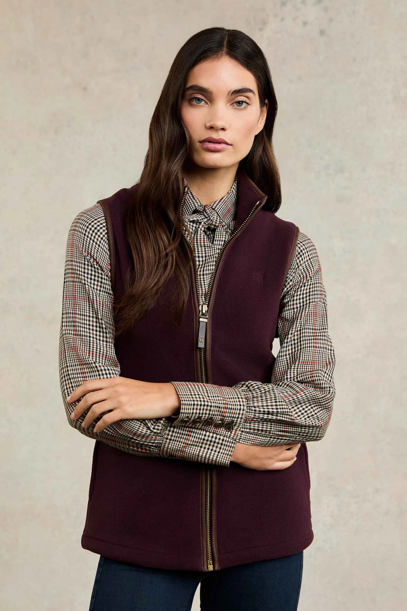 Country Fleece Gilet (Mulberry) | Holland Cooper