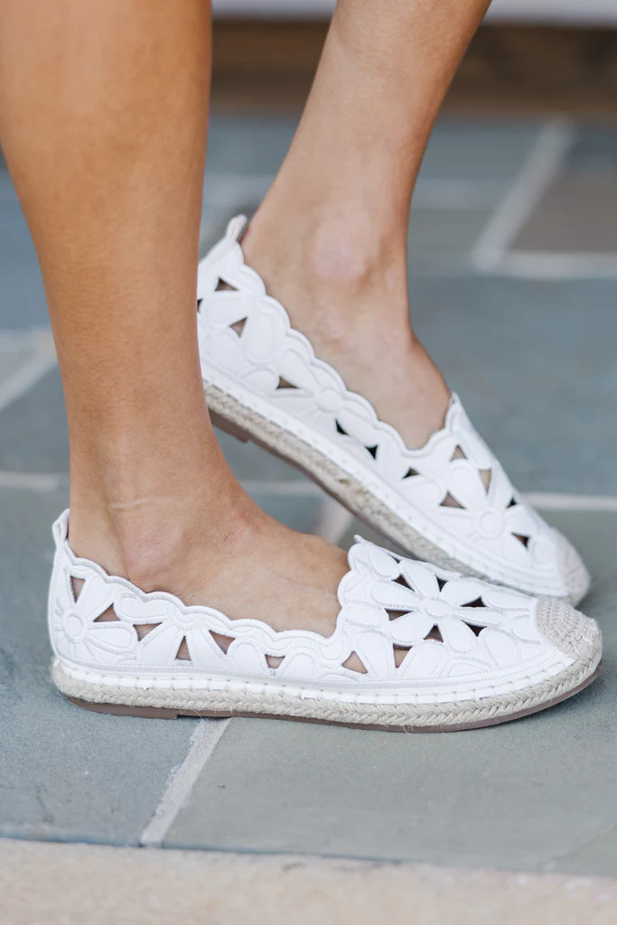 Cloud Breeze White Espadrille Flat | The Mint Julep Boutique