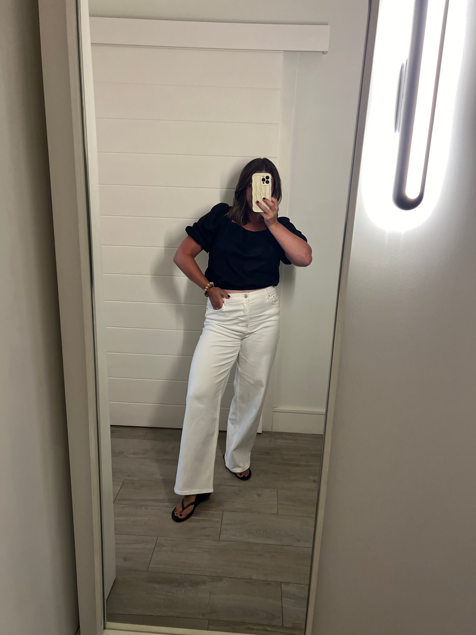 Elevated basics , all day every day’s #whitedenim #elevatedbasics

#LTKxNSale