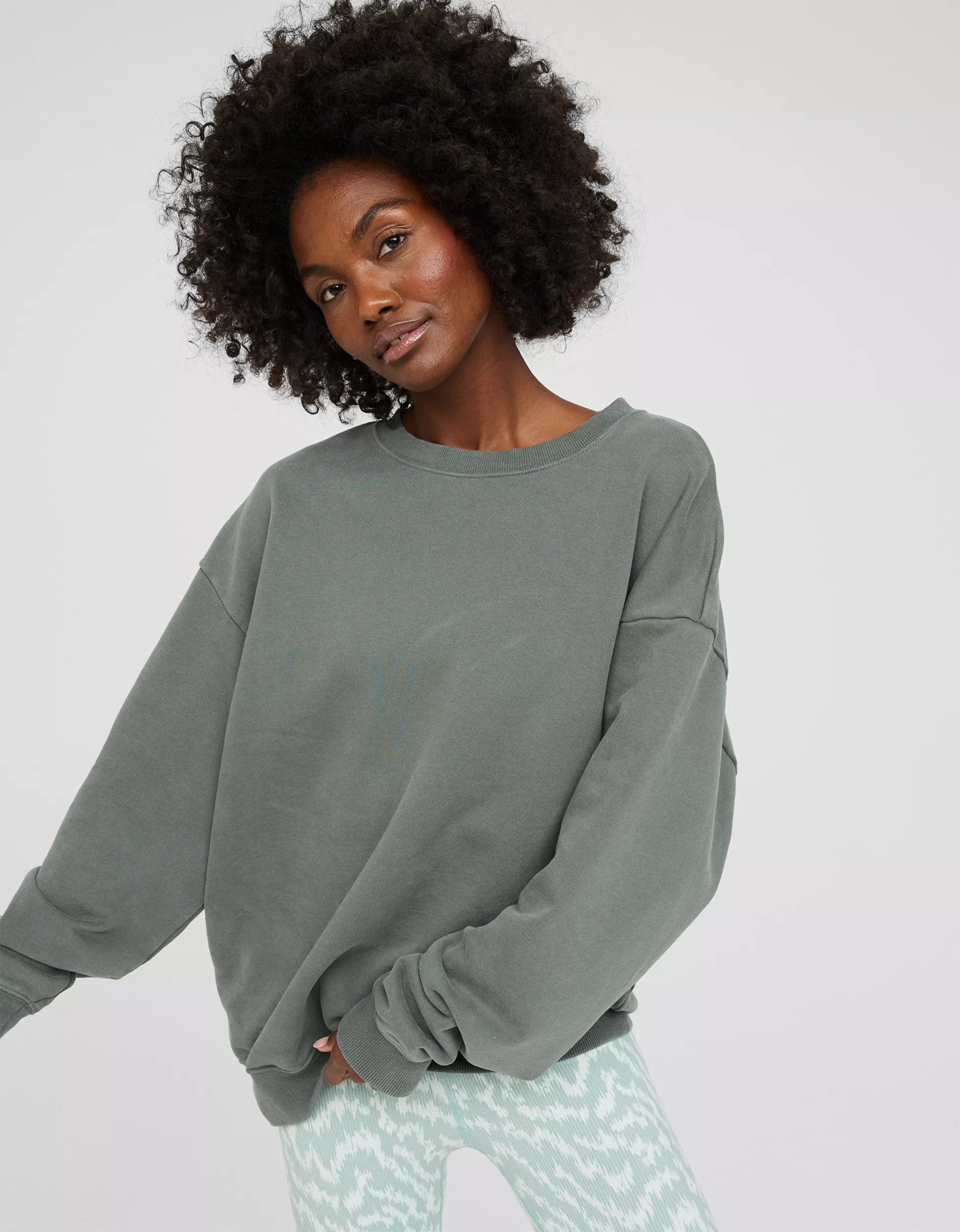 OFFLINE By Aerie Throw-Back Fleece Crew Neck Sweatshirt | American Eagle Outfitters (US & CA)